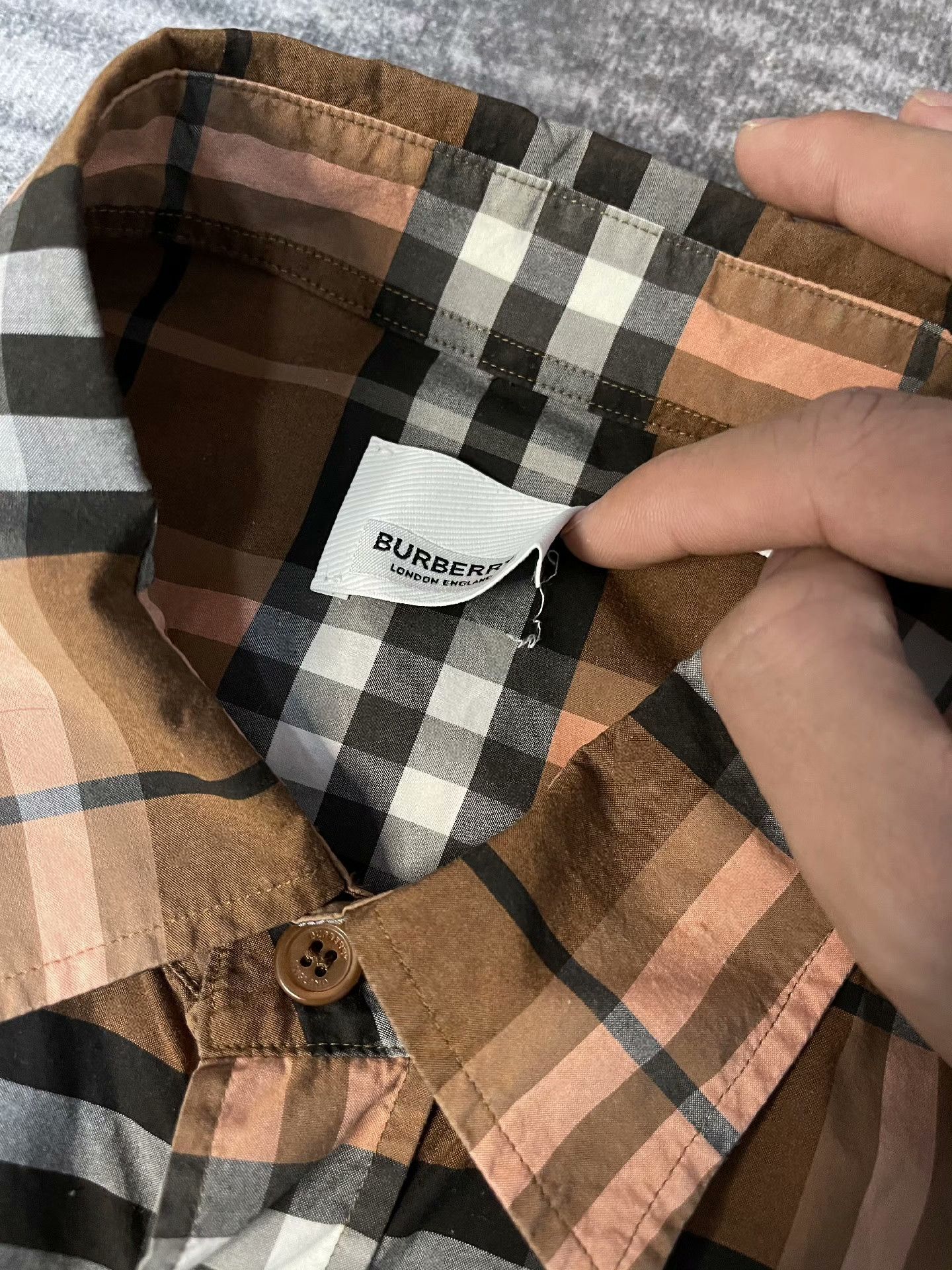 Burberry Burberry Plaid Shirt L Size Size US L / EU 52-54 / 3 - 5 Thumbnail