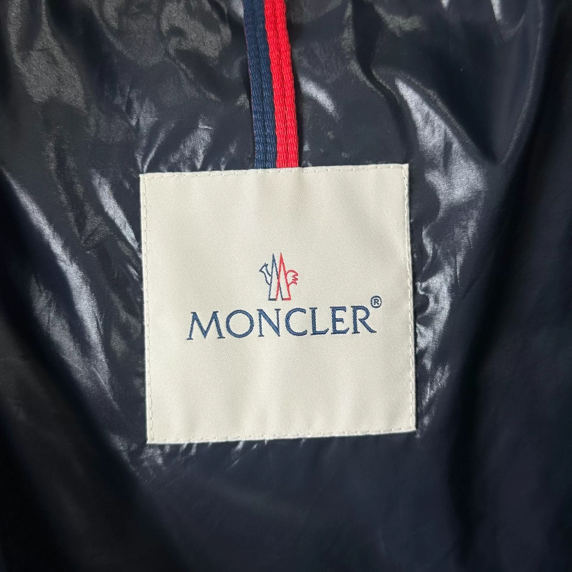 Moncler Moncler Bady Classic Down Jacket Size S / US 4 / IT 40 - 4 Thumbnail