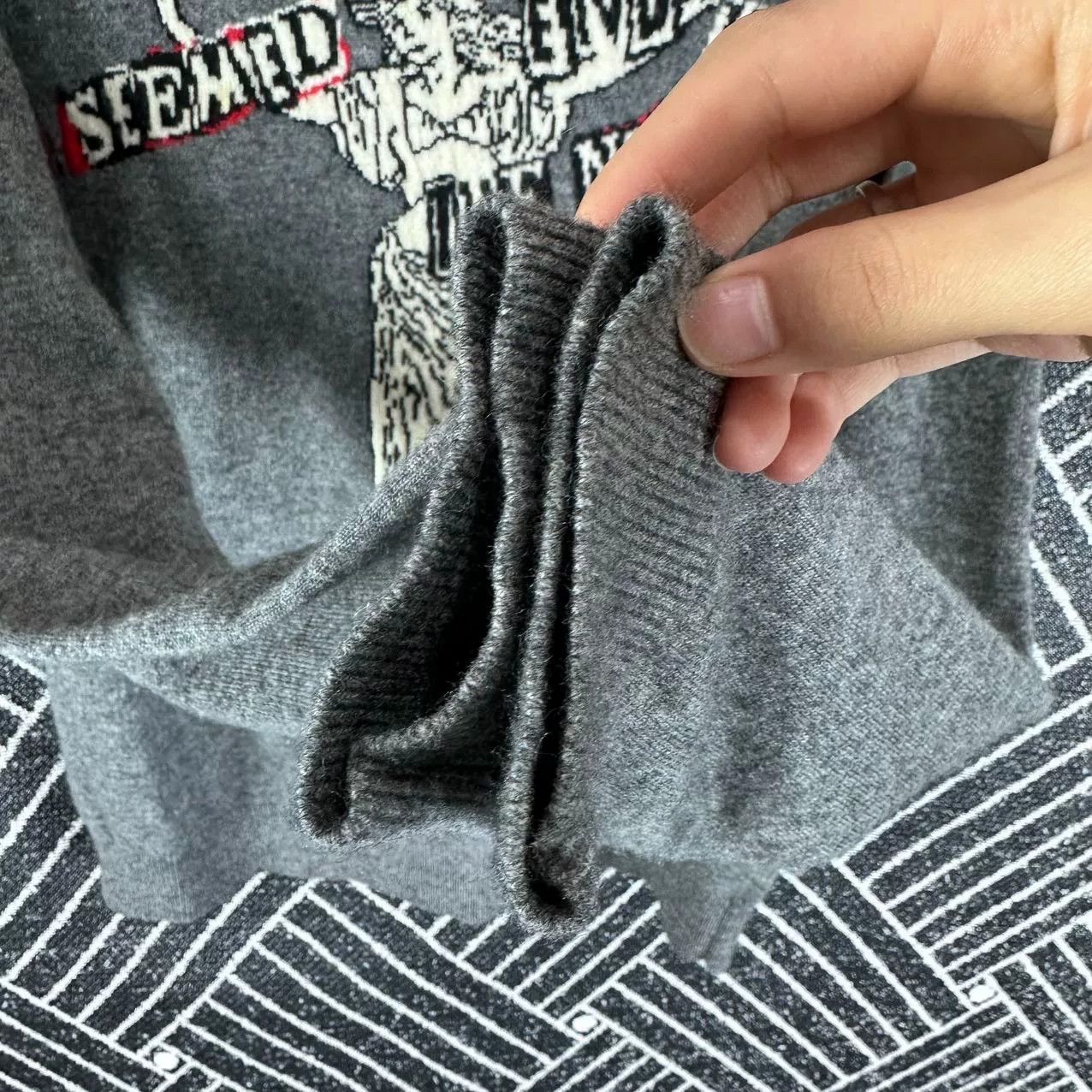 Valentino Valentino Wool Cashmere Blend Sweater Size XS / US 0-2 / IT 36-38 - 8 Thumbnail