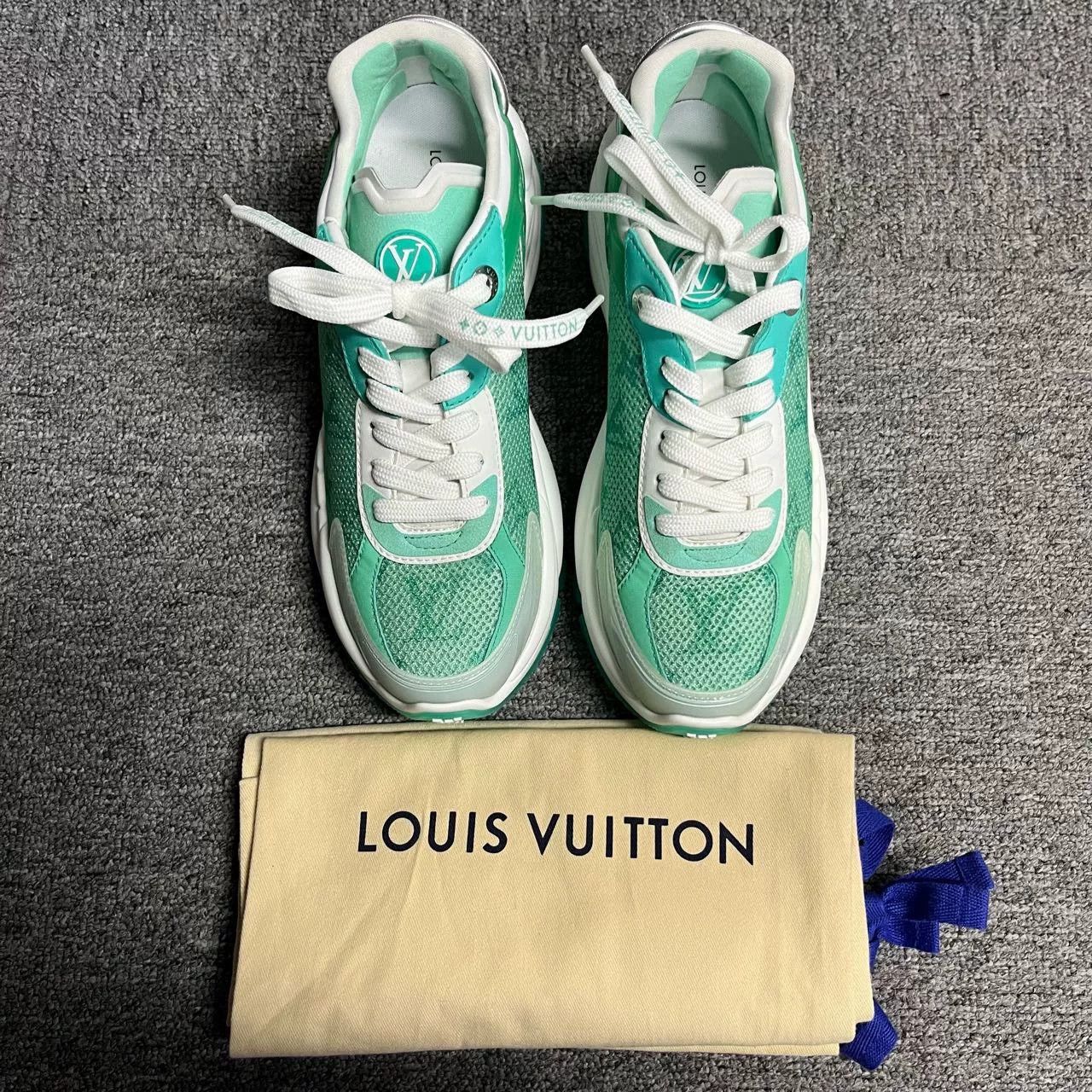 Louis Vuitton Louis Vuitton Green Lace-Up Low-Top Casual Shoes Size US 5 / IT 35 - 2 Thumbnail