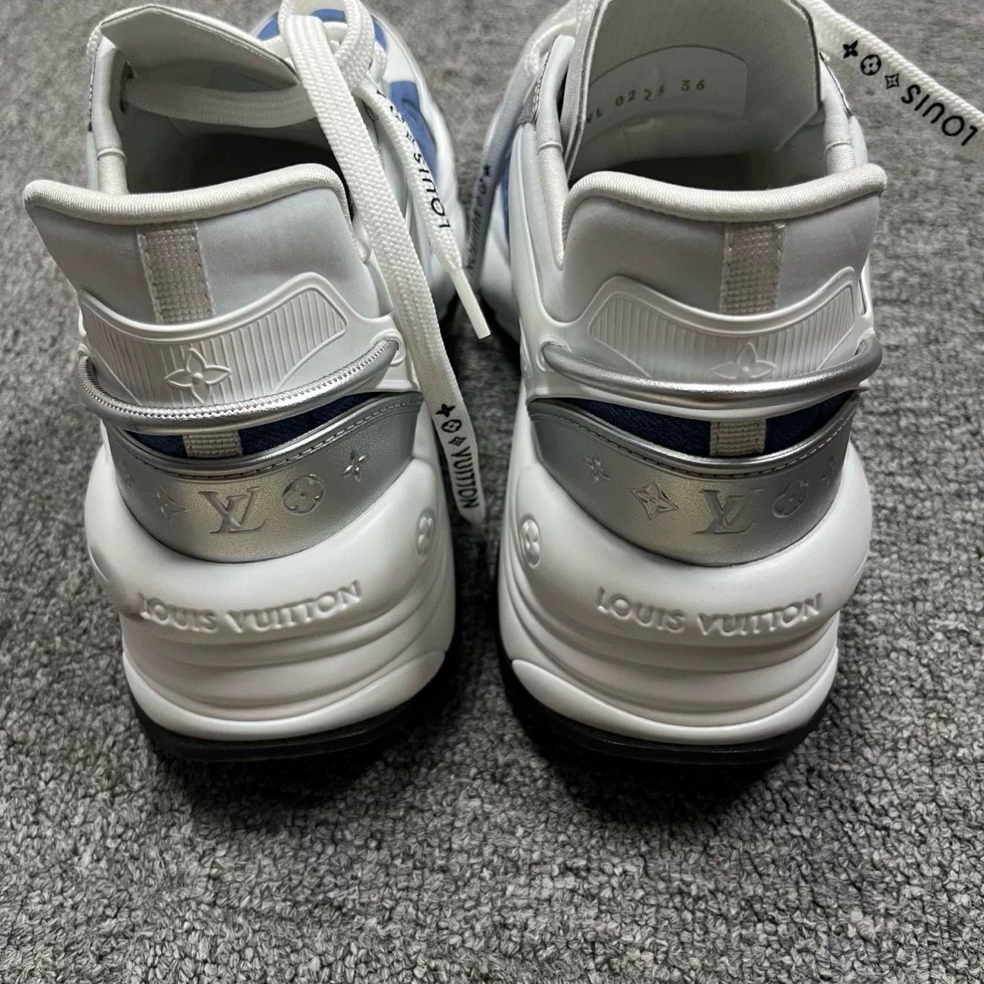 Louis Vuitton Louis Vuitton Denim Low-Top Sneakers Size US 4.5 / IT 34.5 - 3 Thumbnail