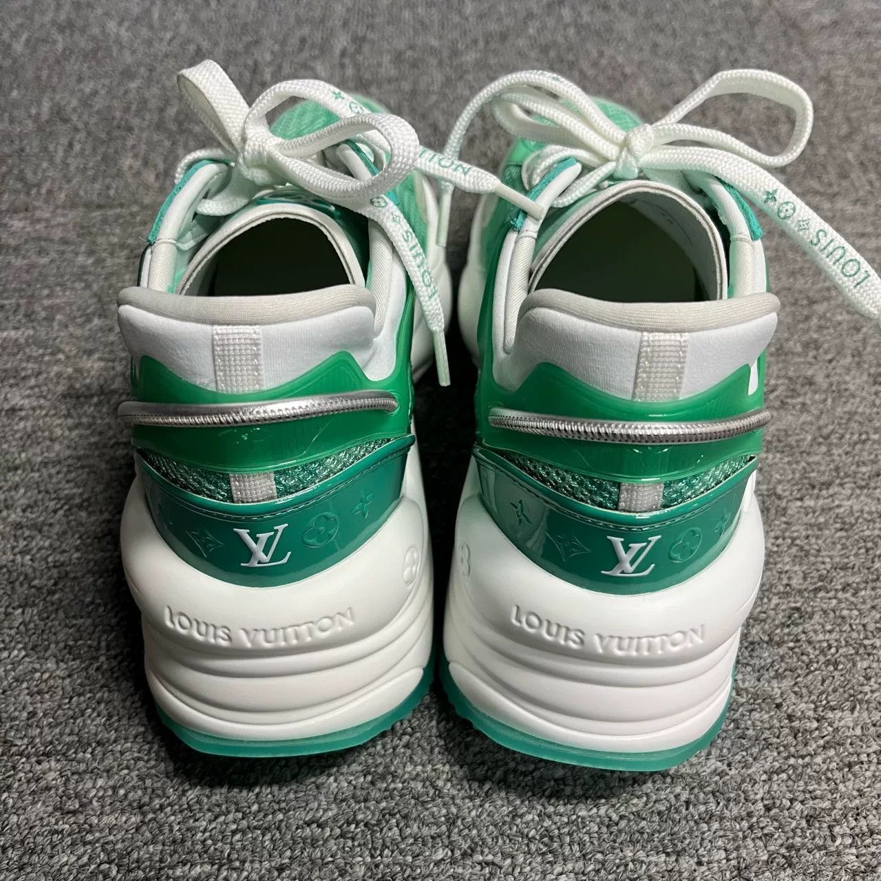 Louis Vuitton Louis Vuitton Green Low-Top Casual Shoes Size US 5 / IT 35 - 3 Thumbnail