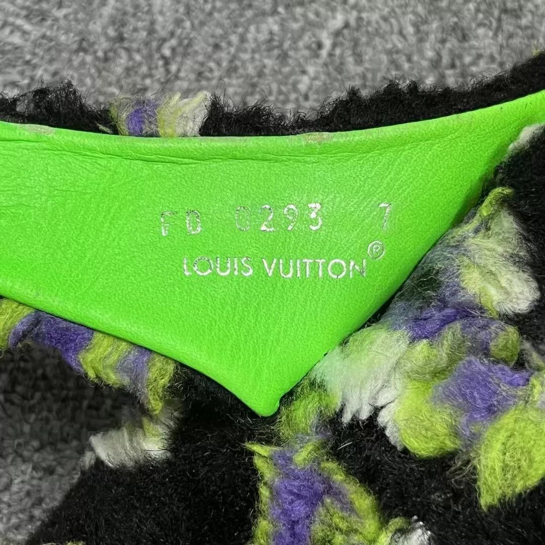 Louis Vuitton Louis Vuitton Black Green Rubber Slippers Size US 7 / EU 40 - 5 Thumbnail
