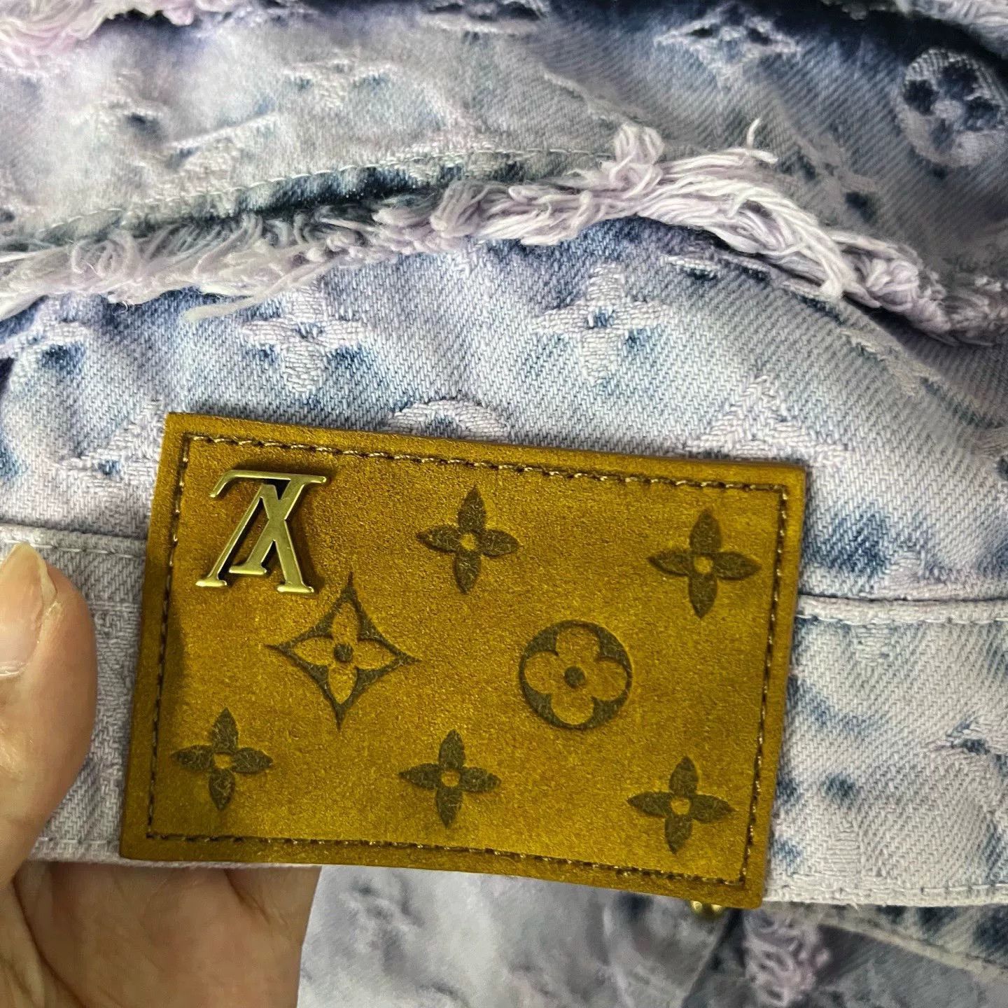 Louis Vuitton Louis Vuitton Purple Tassel Wide-Leg Cargo Jeans Size 32" / US 10 / IT 46 - 4 Thumbnail