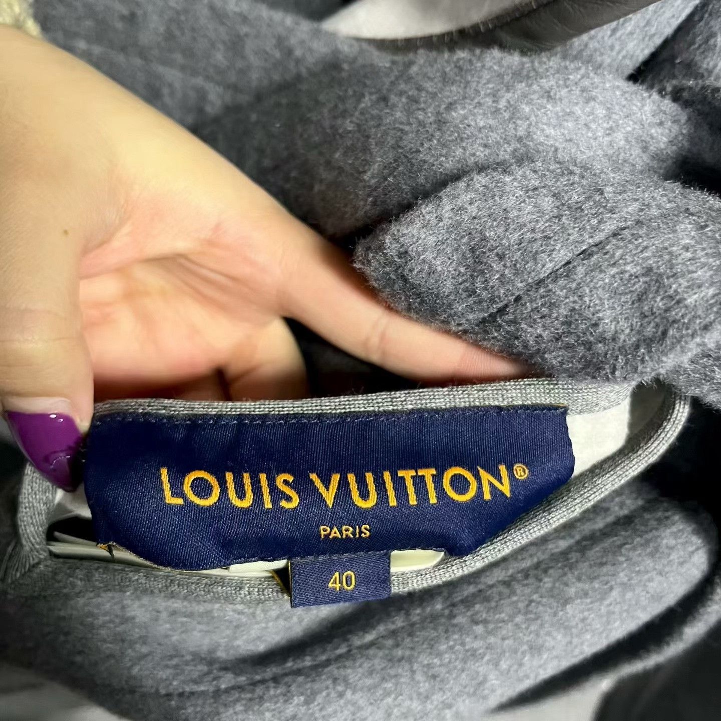 Louis Vuitton Louis Vuitton 2024 Double-Sided Hooded Long Coat Size US XXS / EU 40 - 5 Thumbnail
