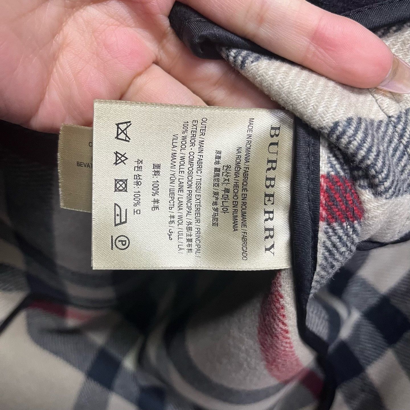 Burberry Burberry Check Single-Breasted Hooded Coat Size S / US 4 / IT 40 - 2 Thumbnail