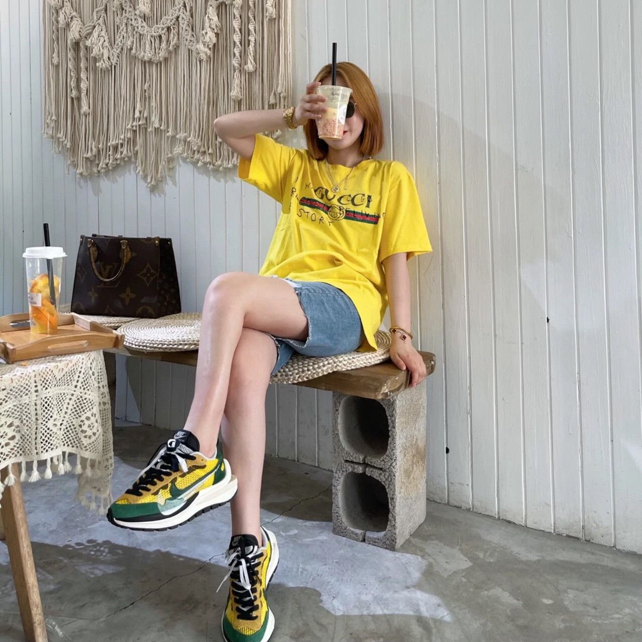 Gucci Gucci Graphic Yellow T-Shirt XS Women Size XS / US 0-2 / IT 36-38 - 6 Thumbnail