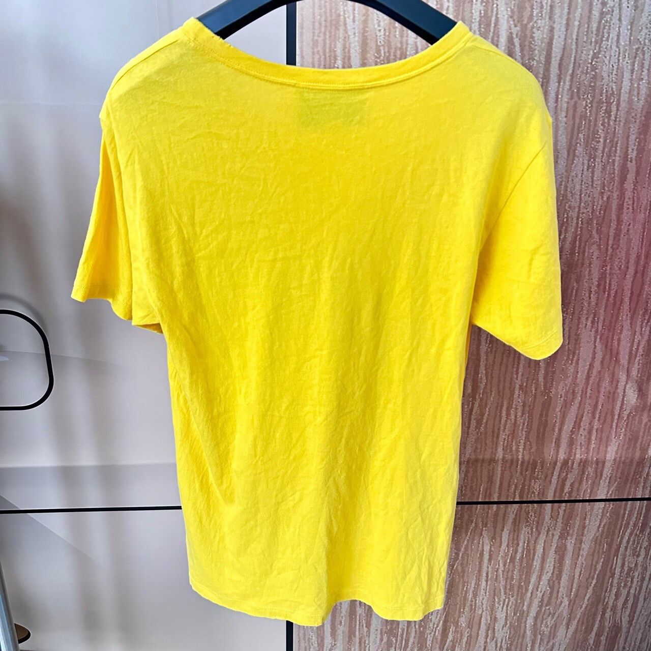 Gucci Gucci Graphic Yellow T-Shirt XS Women Size XS / US 0-2 / IT 36-38 - 2 Thumbnail