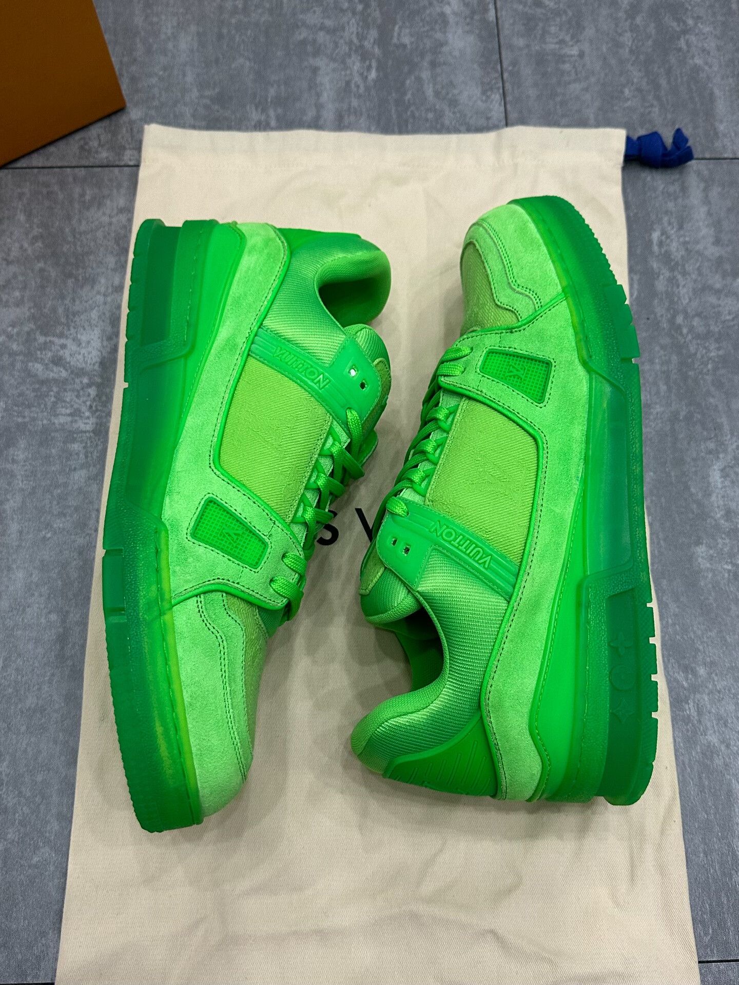 Louis Vuitton Louis Vuitton Training Green Lowtop Sneakers 10 Men Size US 10 / EU 43 - 5 Thumbnail