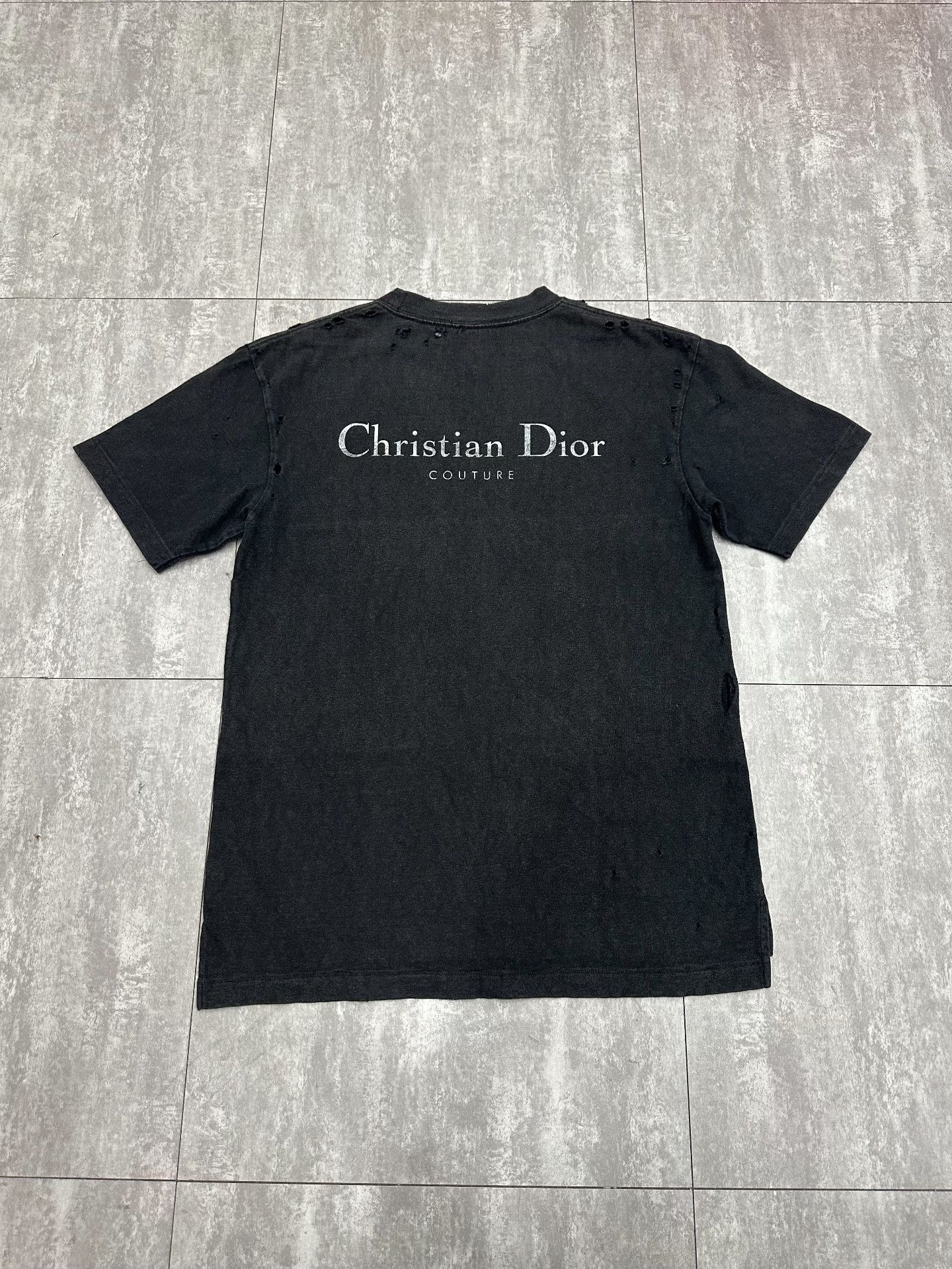 Dior Dior Distressed T-Shirt s Men Size US S / EU 44-46 / 1 - 2 Thumbnail