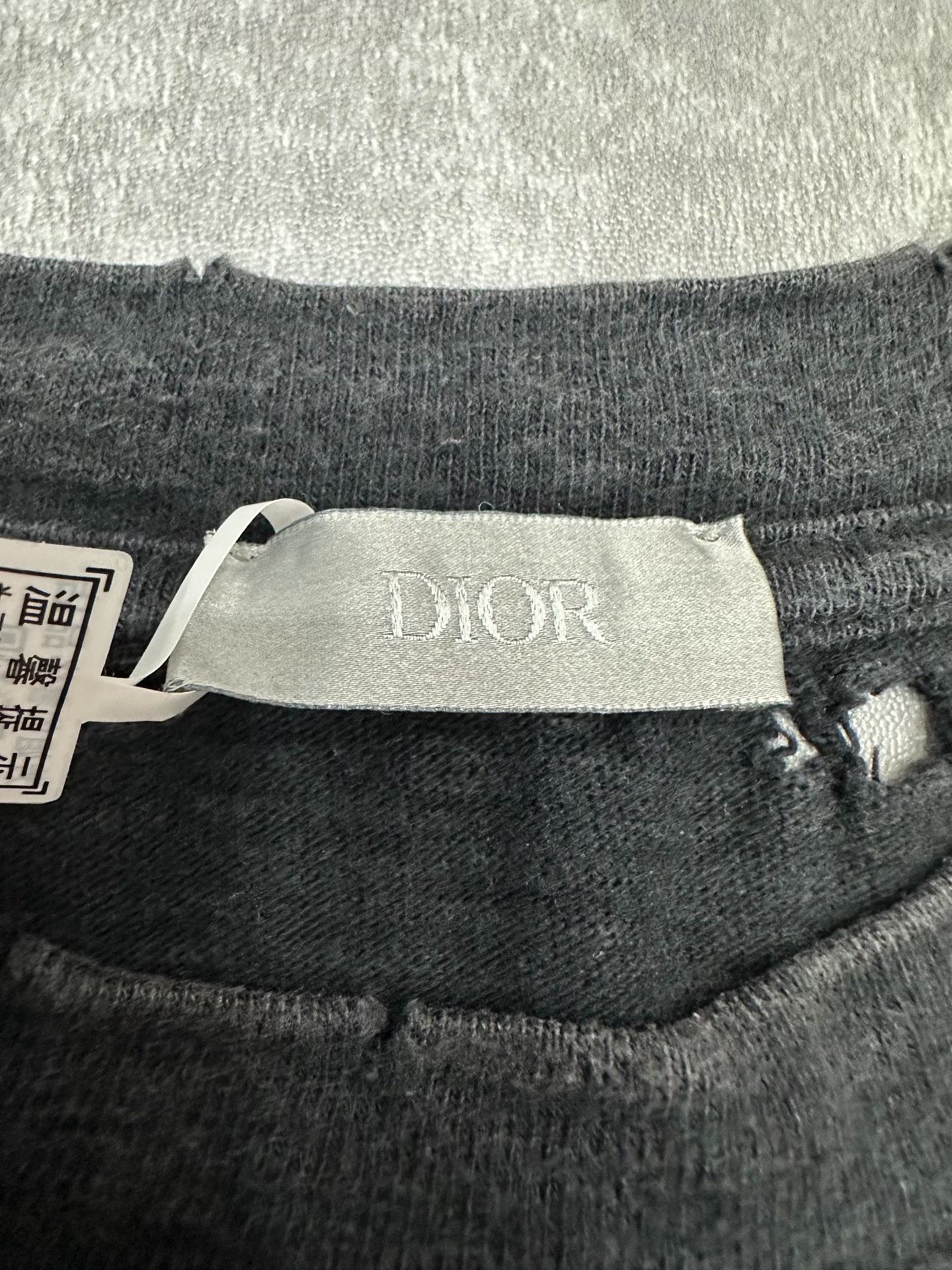 Dior Dior Distressed T-Shirt s Men Size US S / EU 44-46 / 1 - 4 Thumbnail