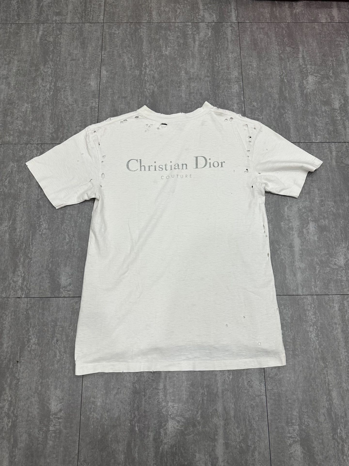 Dior Dior Distressed Cotton White T-Shirt s Men Size US S / EU 44-46 / 1 - 2 Thumbnail