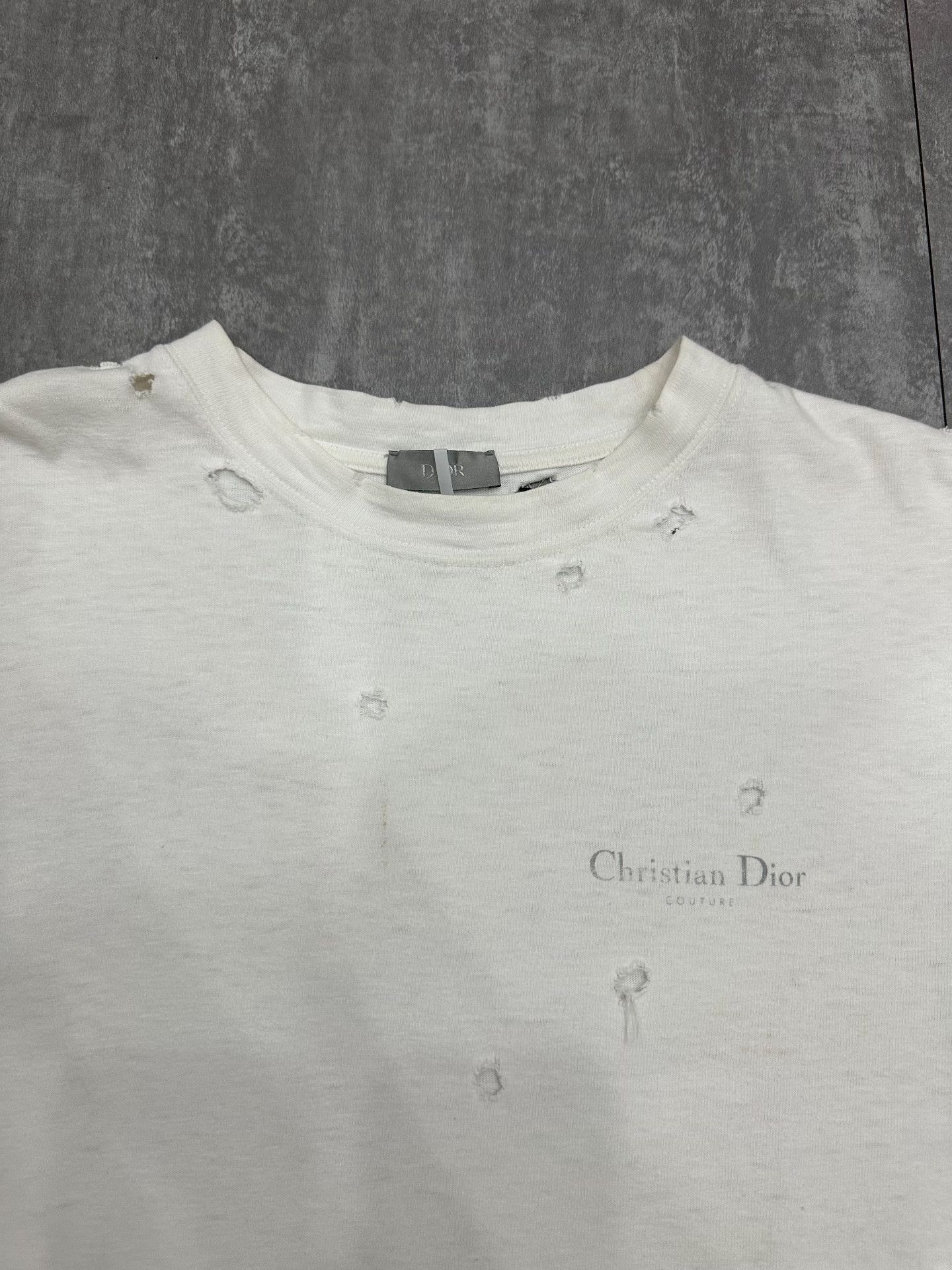 Dior Dior Distressed Cotton White T-Shirt s Men Size US S / EU 44-46 / 1 - 3 Thumbnail