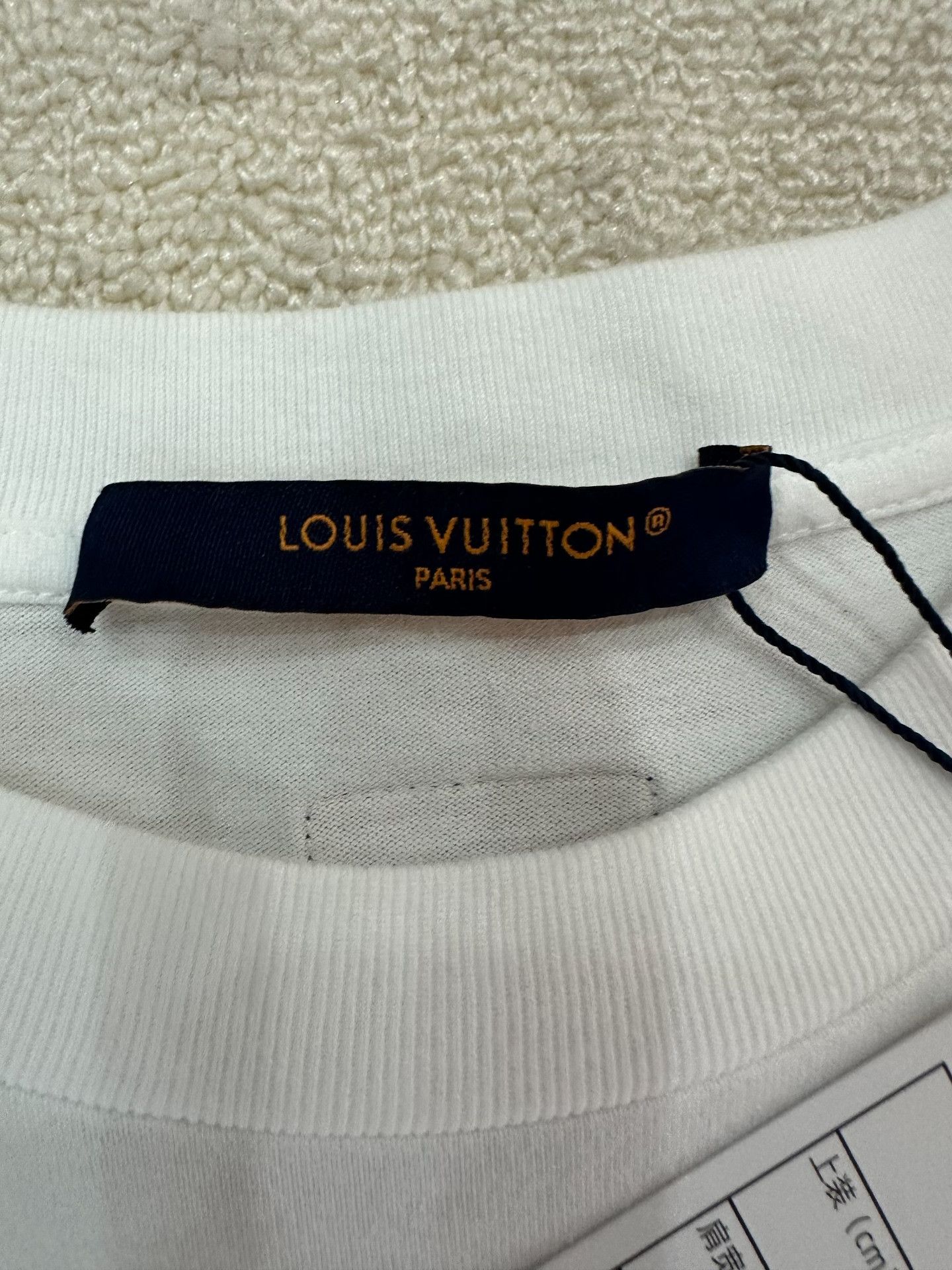 Louis Vuitton Louis Vuitton Collab T-Shirt s Men Size US S / EU 44-46 / 1 - 4 Thumbnail