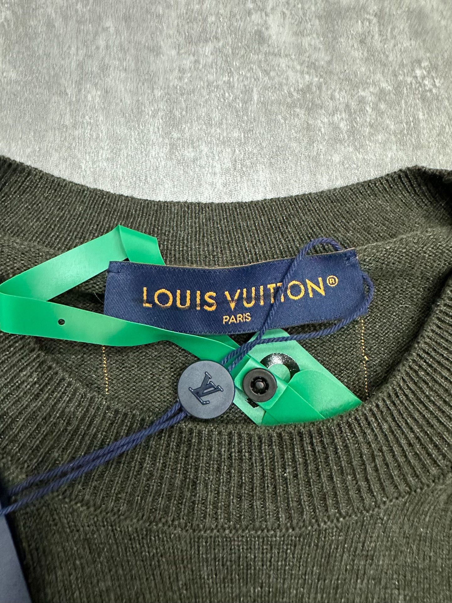 Louis Vuitton Louis Vuitton Knit Green Sweater xs Men Size US XS / EU 42 / 0 - 4 Thumbnail