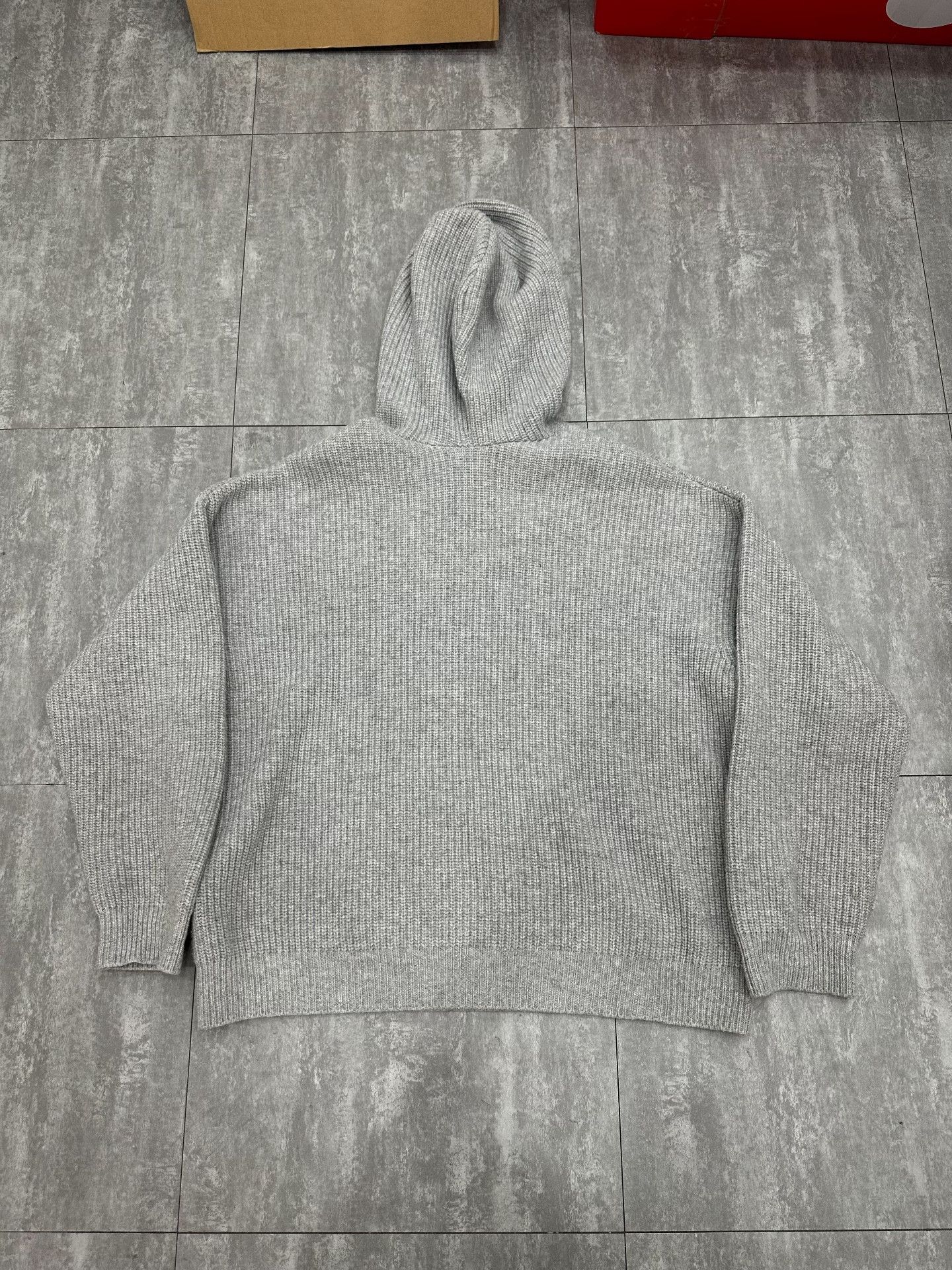 Celine Celine Wool Gray Hoodie M Women Size M / US 6-8 / IT 42-44 - 2 Thumbnail