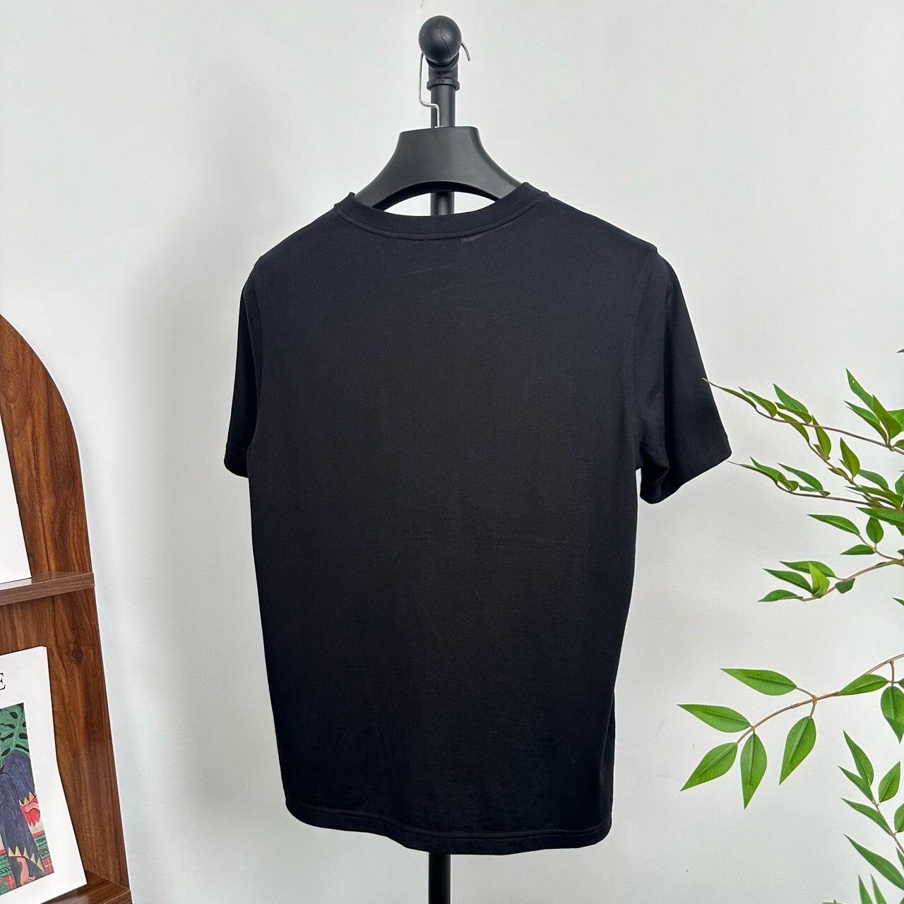 Burberry Burberry Retro Printed Black T-Shirt m Men Size US M / EU 48-50 / 2 - 2 Thumbnail