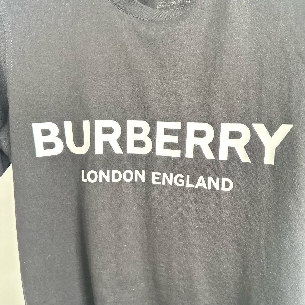 Burberry Burberry Retro Printed Black T-Shirt m Men Size US M / EU 48-50 / 2 - 4 Thumbnail
