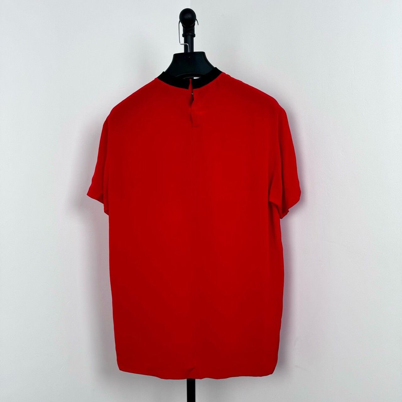 Givenchy Givenchy Red T-Shirt xs Men Size US XS / EU 42 / 0 - 2 Thumbnail