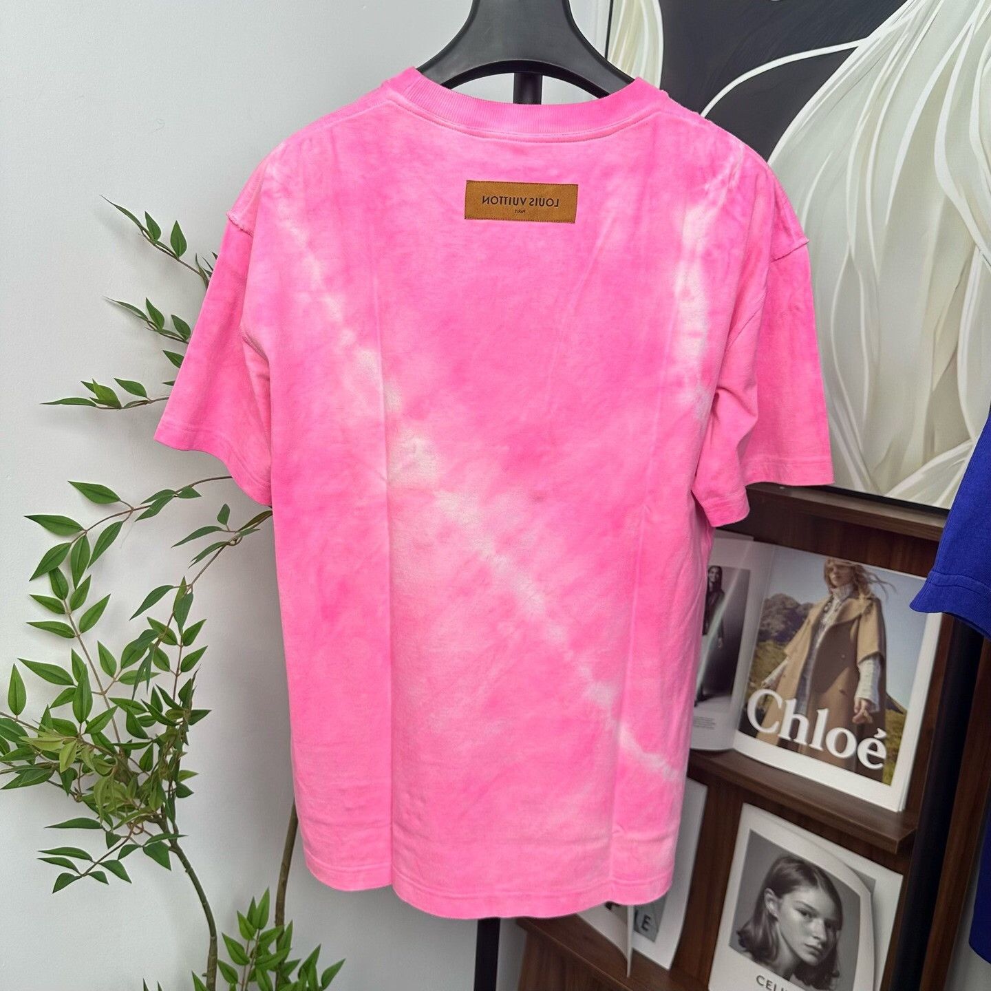Louis Vuitton Louis Vuitton Retro Tie-Dye Multi T-Shirt M Women Size M / US 6-8 / IT 42-44 - 2 Thumbnail
