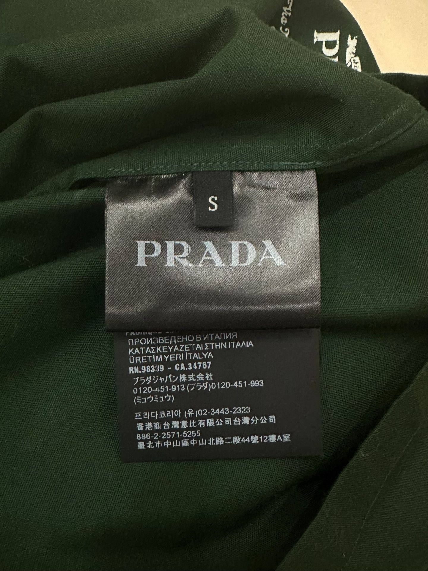 Prada Prada Green Shirt s Men Size US S / EU 44-46 / 1 - 5 Thumbnail