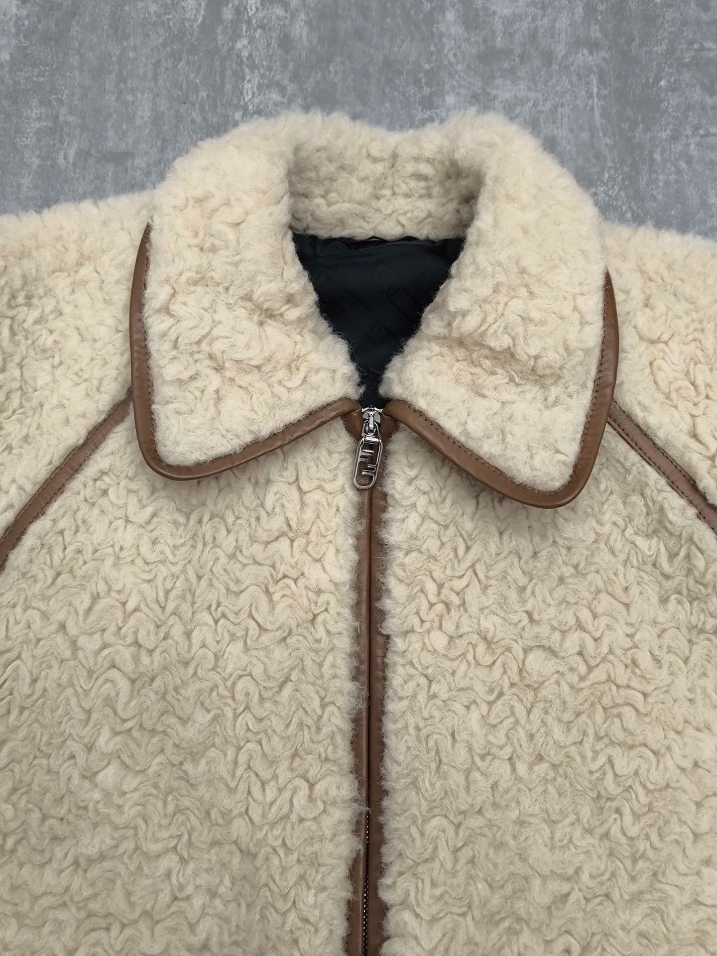 Fendi Fendi Multi Light Jacket l Men Size US L / EU 52-54 / 3 - 3 Thumbnail