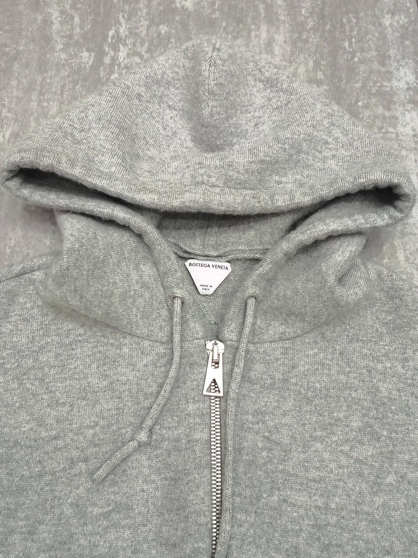 Bottega Veneta Bottega Veneta Gray Hoodie M Women Size M / US 6-8 / IT 42-44 - 3 Thumbnail