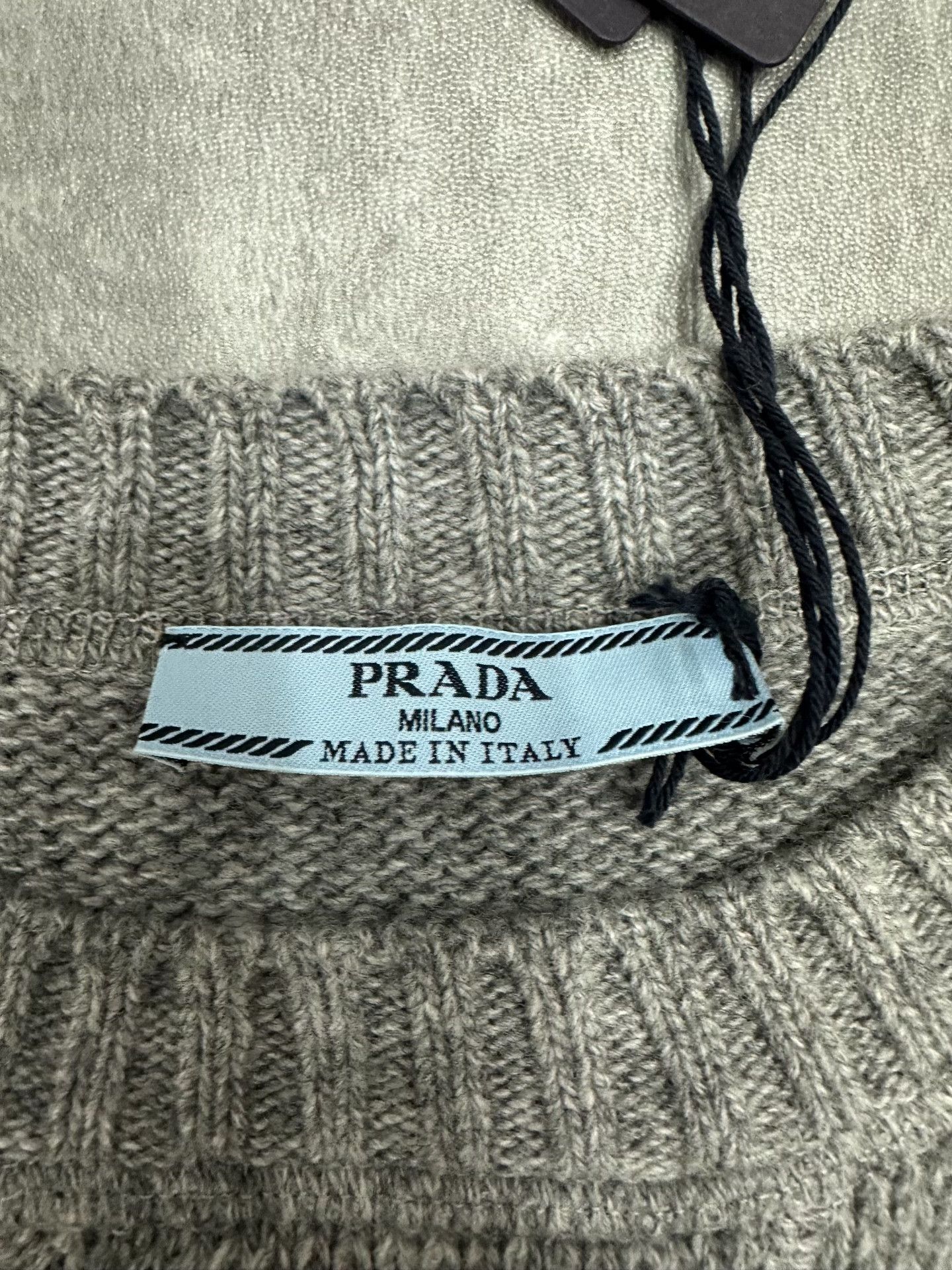 Prada Prada Gray Sweater S Women Size S / US 4 / IT 40 - 4 Thumbnail