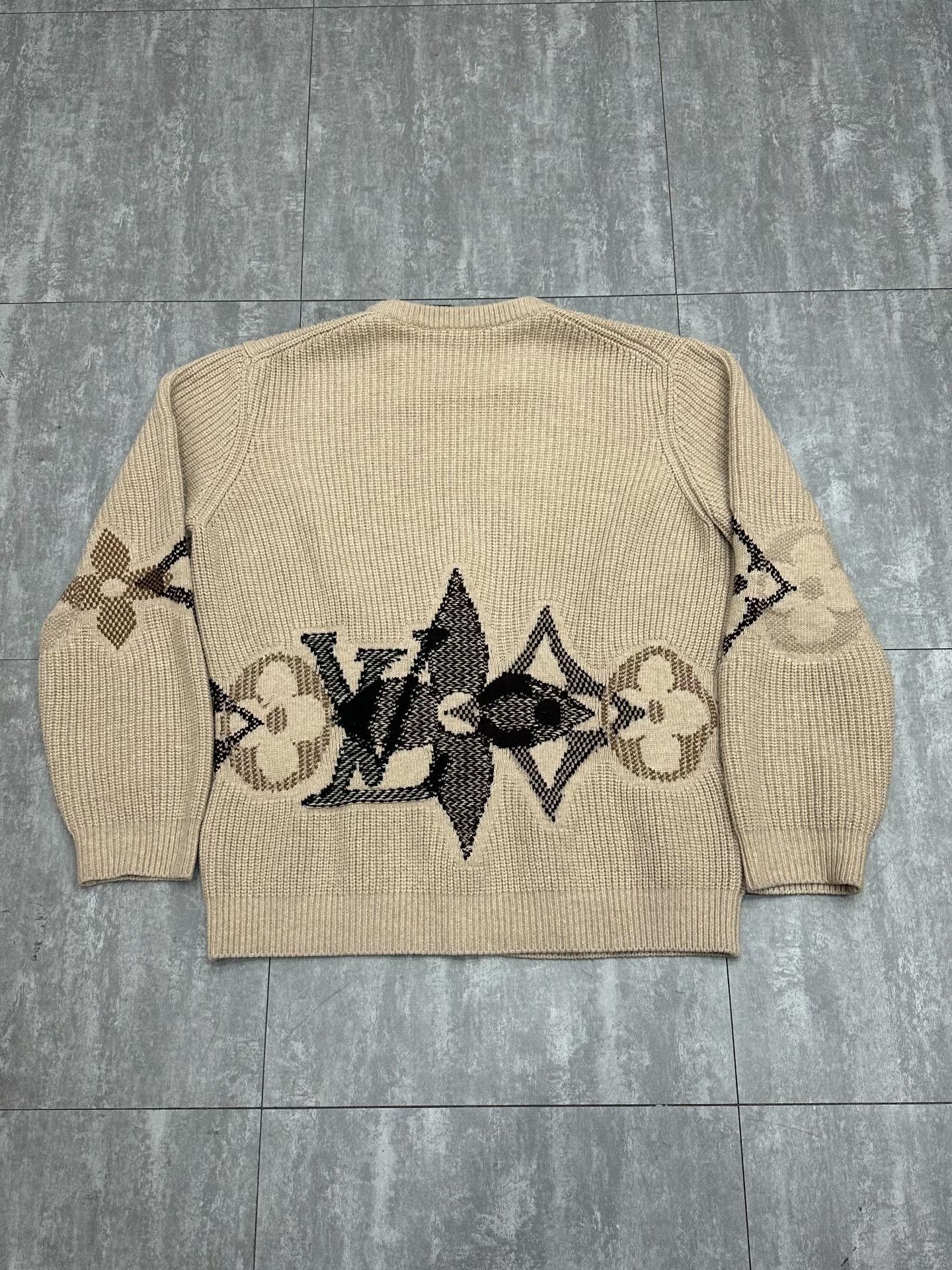 Louis Vuitton Louis Vuitton Knit Sweater xl Men Size US XL / EU 56 / 4 - 2 Thumbnail