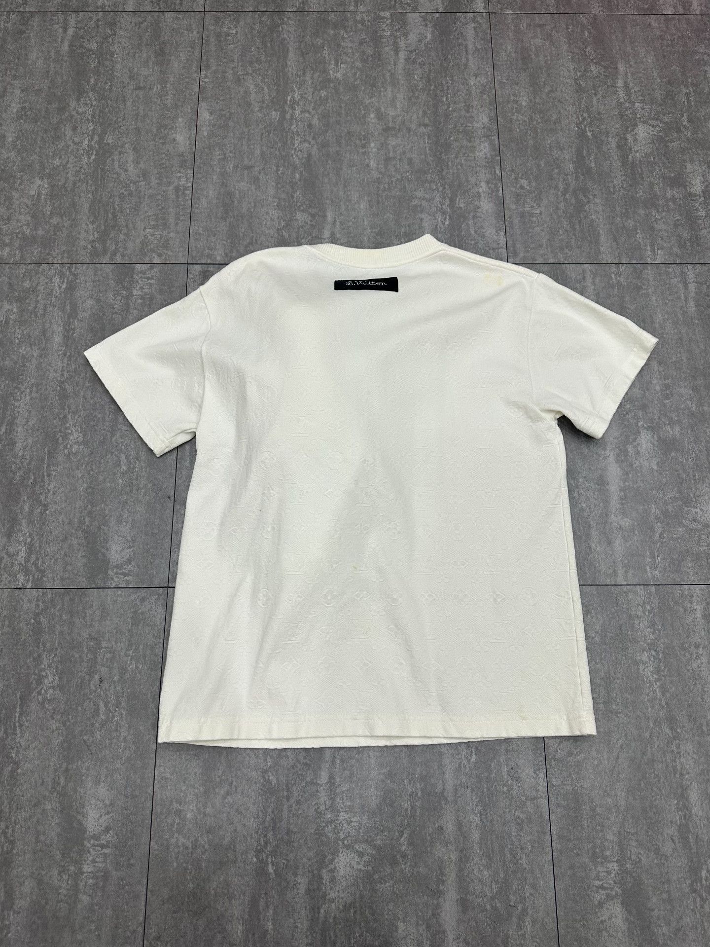 Louis Vuitton Louis Vuitton Collab White T-Shirt s Men Size US S / EU 44-46 / 1 - 2 Thumbnail