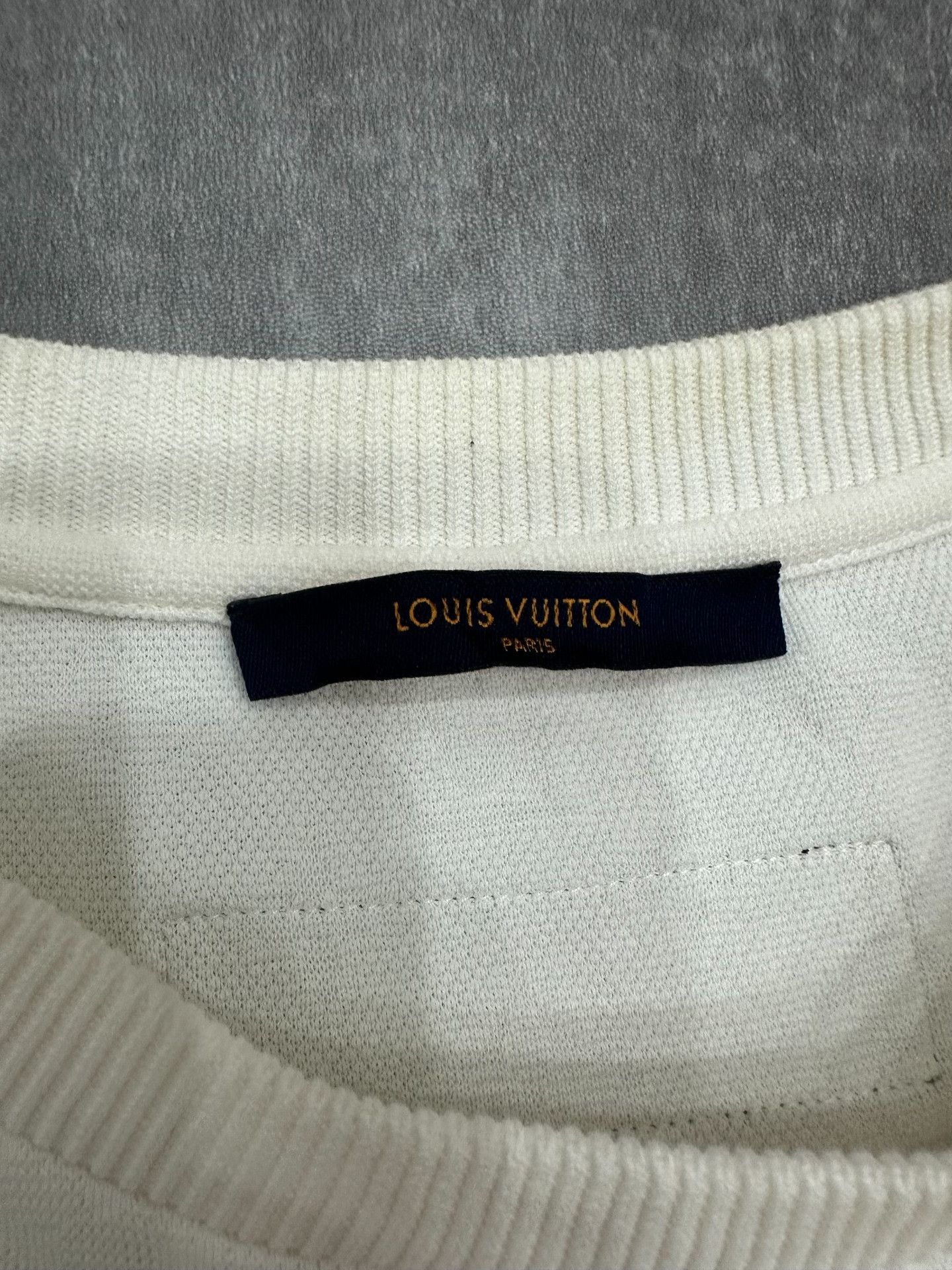 Louis Vuitton Louis Vuitton Collab White T-Shirt s Men Size US S / EU 44-46 / 1 - 5 Thumbnail