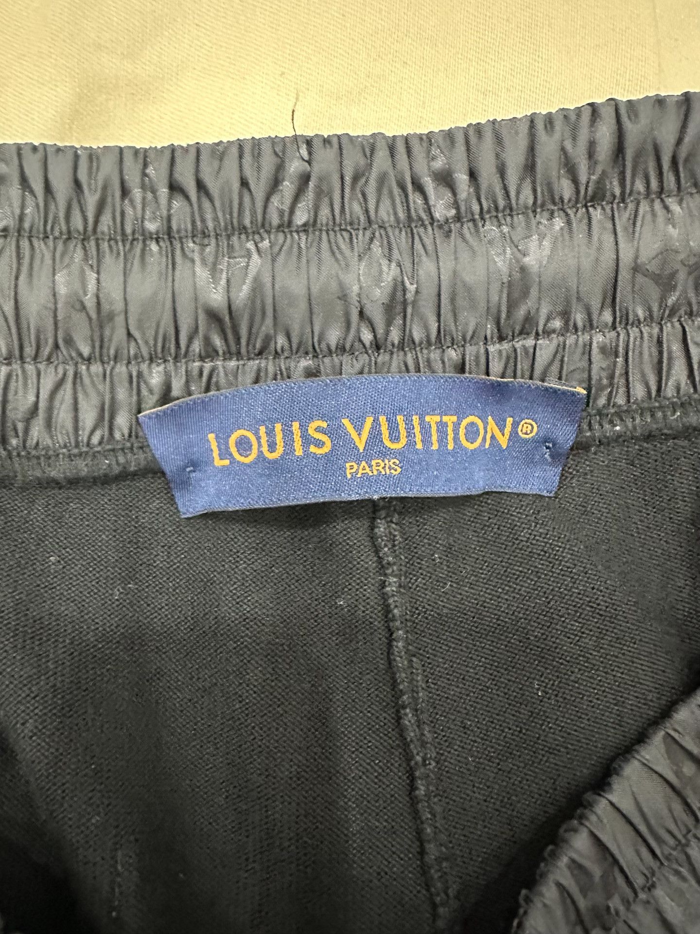 Louis Vuitton Louis Vuitton Casual Cotton Black Casual Pants 36 Men Size US 36 / EU 52 - 4 Thumbnail