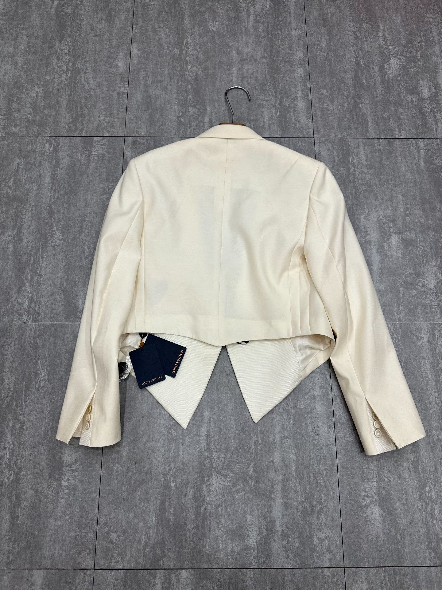 Louis Vuitton Louis Vuitton Formal Black Jacket XS Women Size XS / US 0-2 / IT 36-38 - 2 Thumbnail