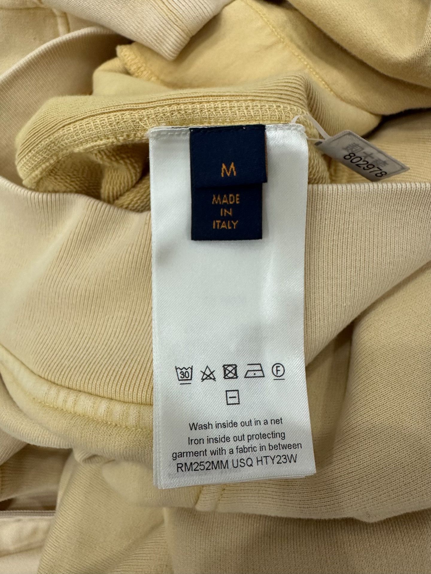Louis Vuitton Louis Vuitton Yellow Hoodie m Men Size US M / EU 48-50 / 2 - 5 Thumbnail