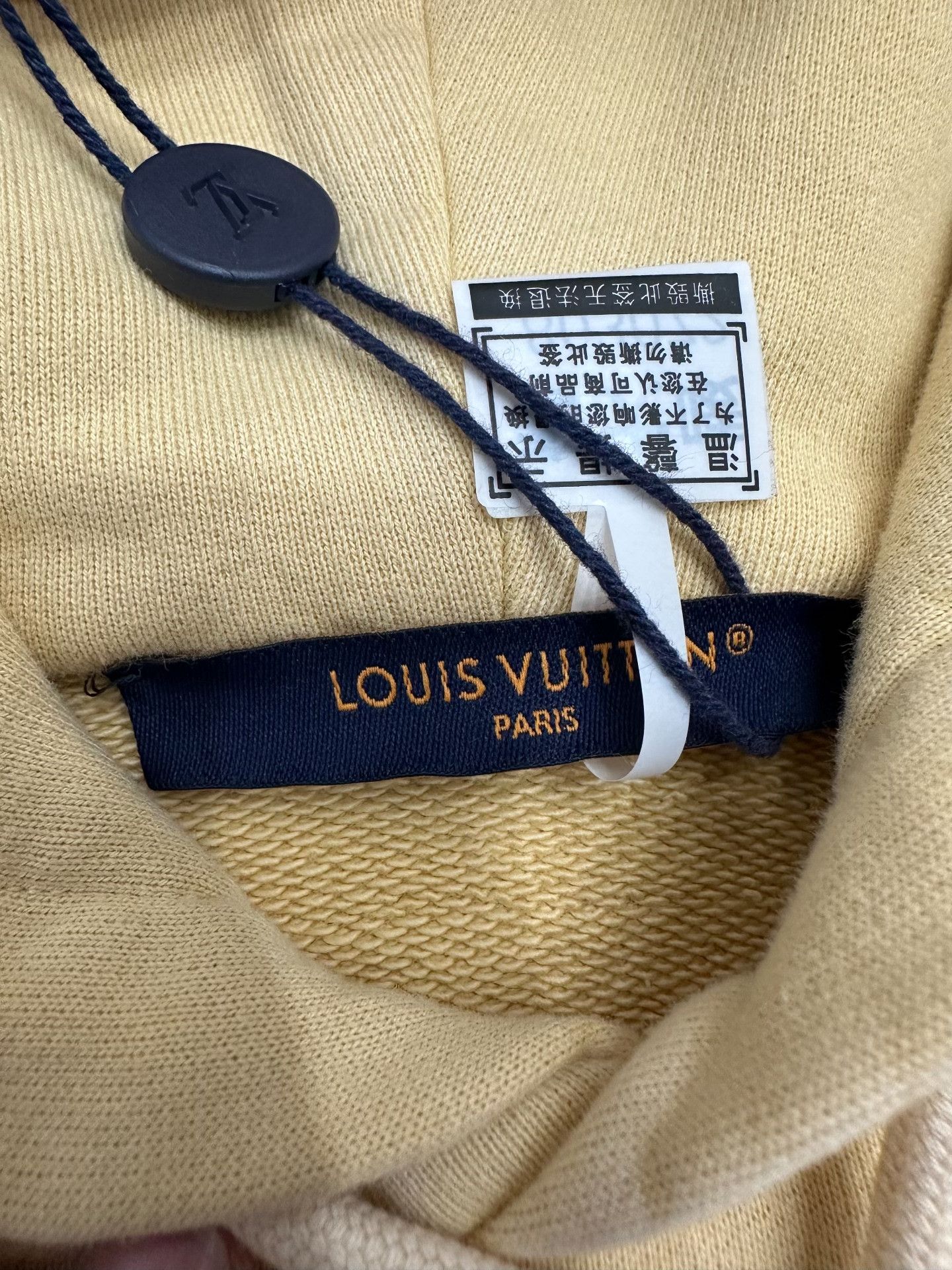 Louis Vuitton Louis Vuitton Yellow Hoodie m Men Size US M / EU 48-50 / 2 - 4 Thumbnail