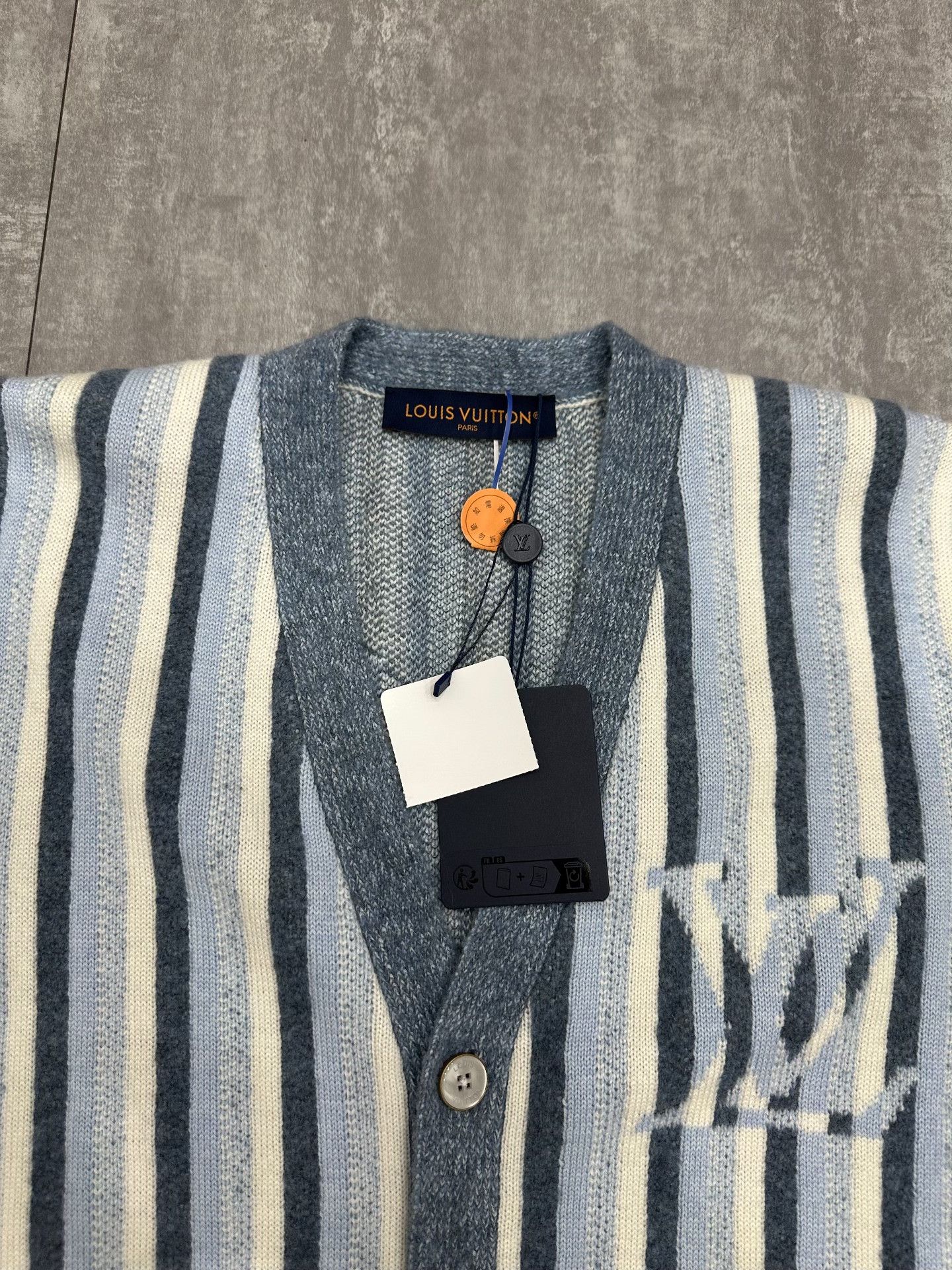 Louis Vuitton Louis Vuitton Knit Striped Sweater xl Men Size US XL / EU 56 / 4 - 3 Thumbnail