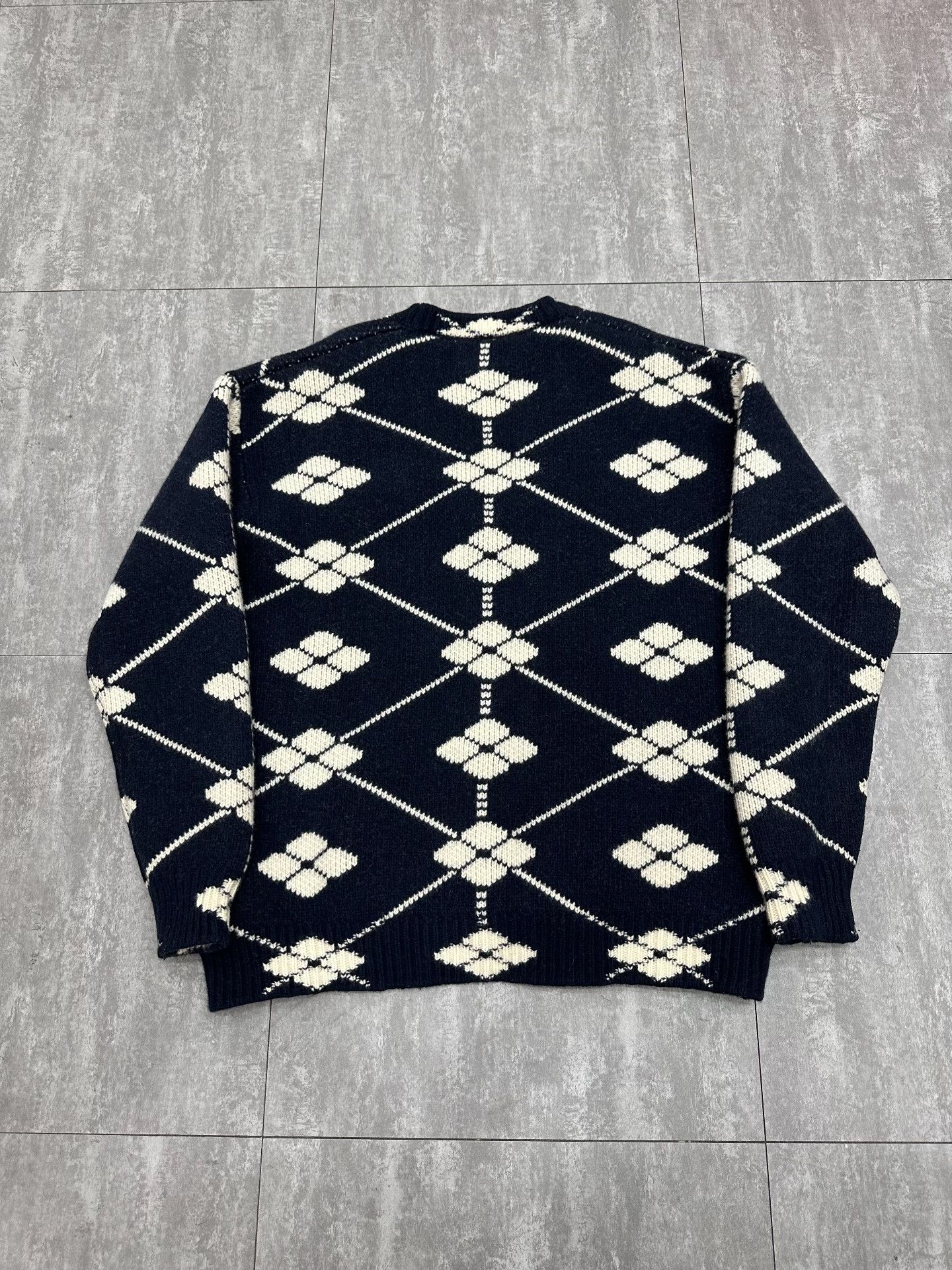 Prada Prada Knit Wool Sweater L Women Size L / US 10 / IT 46 - 2 Thumbnail