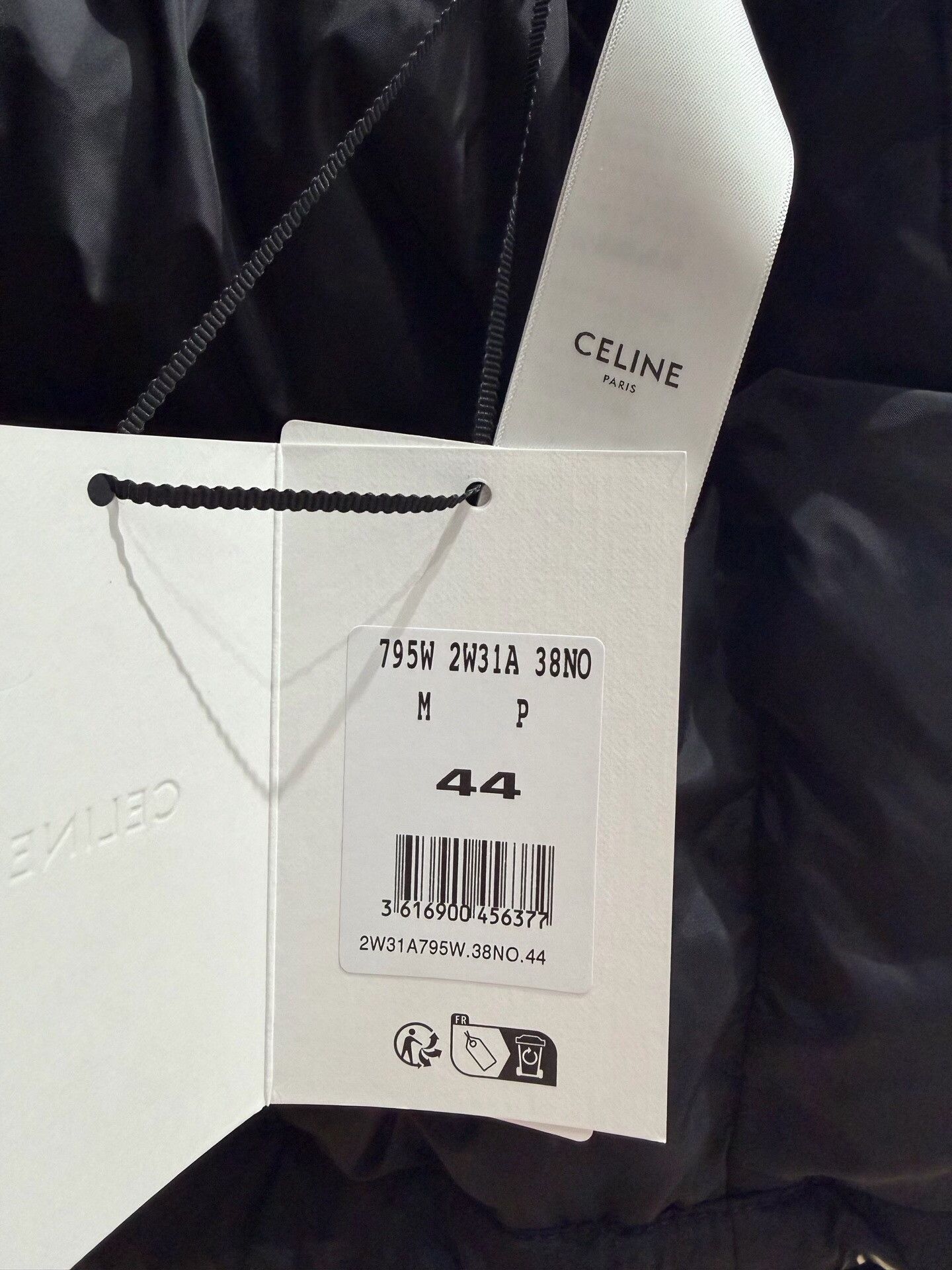 Celine Celine Down Black Down Jacket L Women Size L / US 10 / IT 46 - 7 Thumbnail