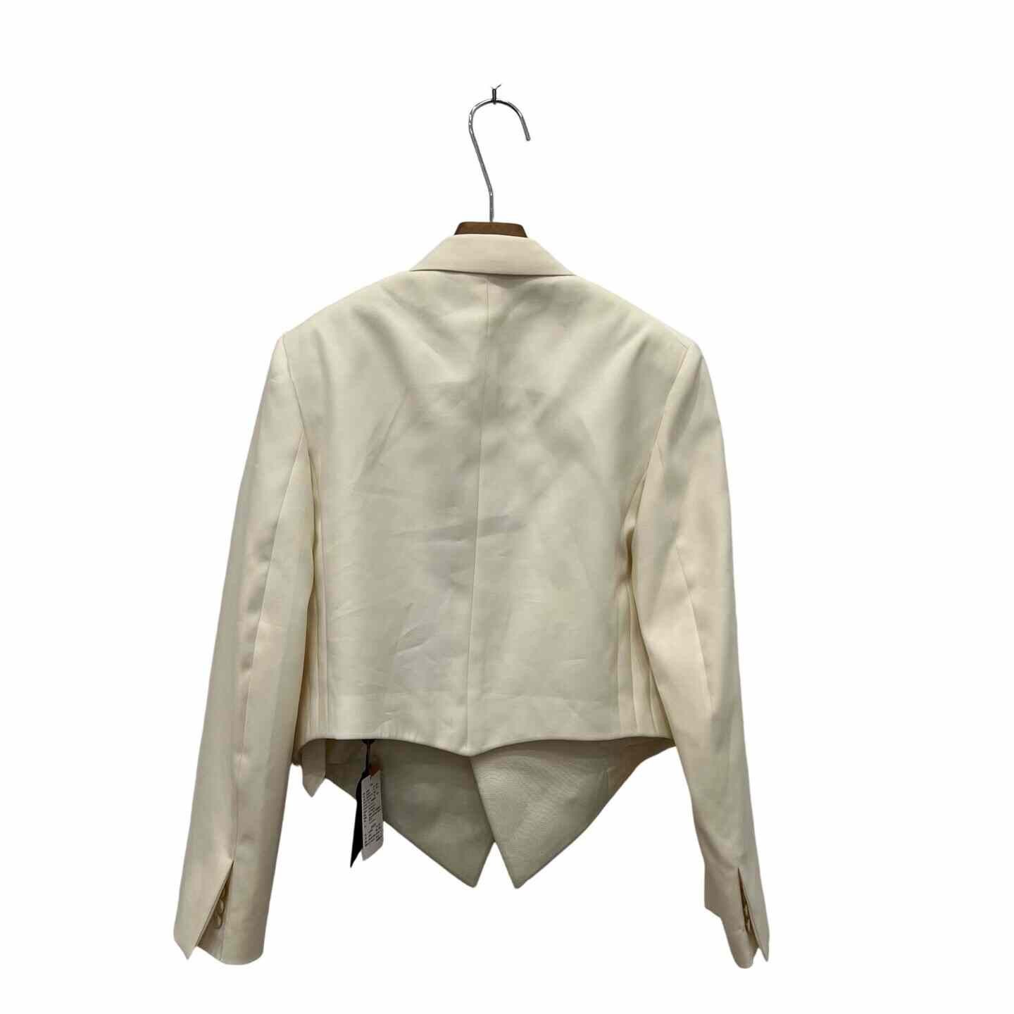 Louis Vuitton Louis Vuitton Formal White Jacket XS Women Size XS / US 0-2 / IT 36-38 - 2 Thumbnail