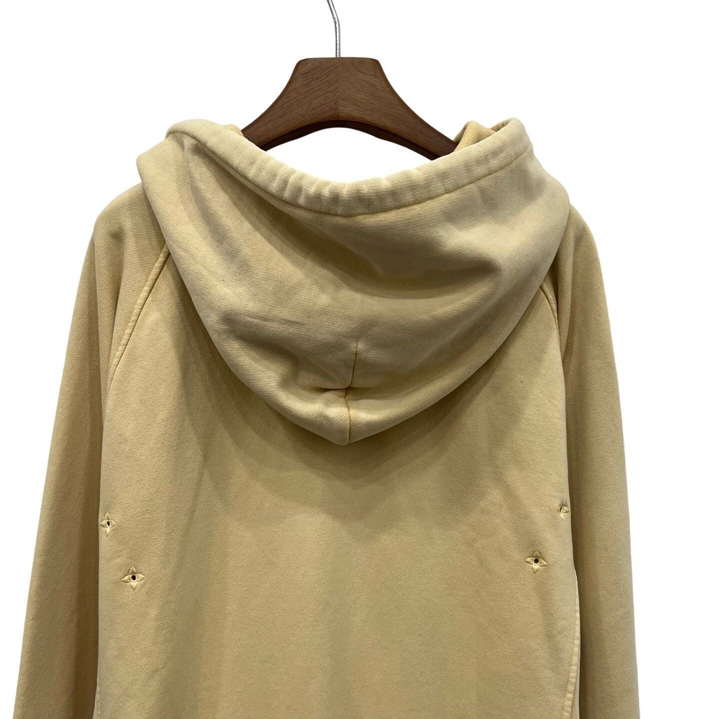 Louis Vuitton Louis Vuitton Beige Hoodie m Men Size US M / EU 48-50 / 2 - 4 Thumbnail