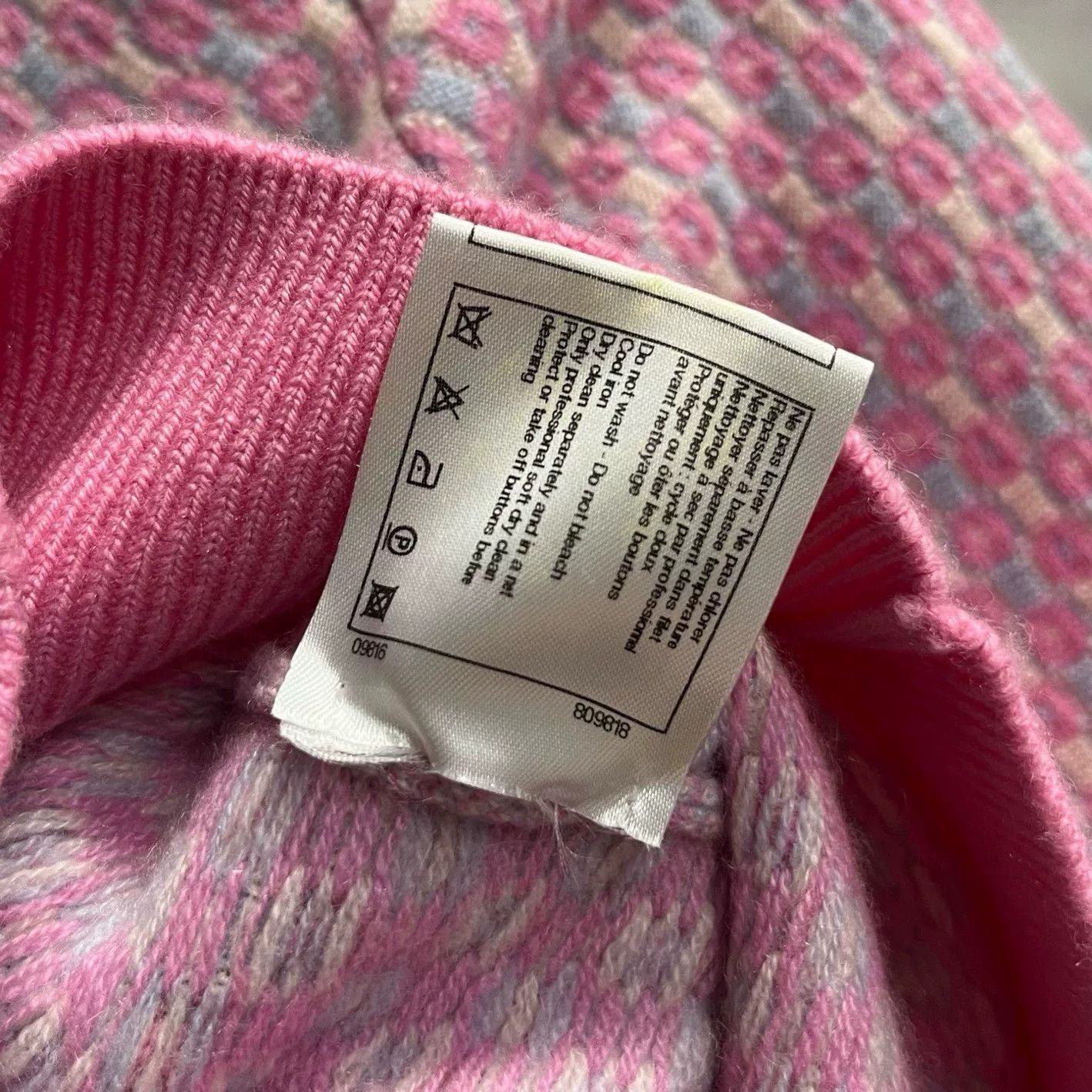 Chanel Chanel Pink Colorblock Print Short Knit Top Size XXS / US 00 / IT 34 - 5 Thumbnail