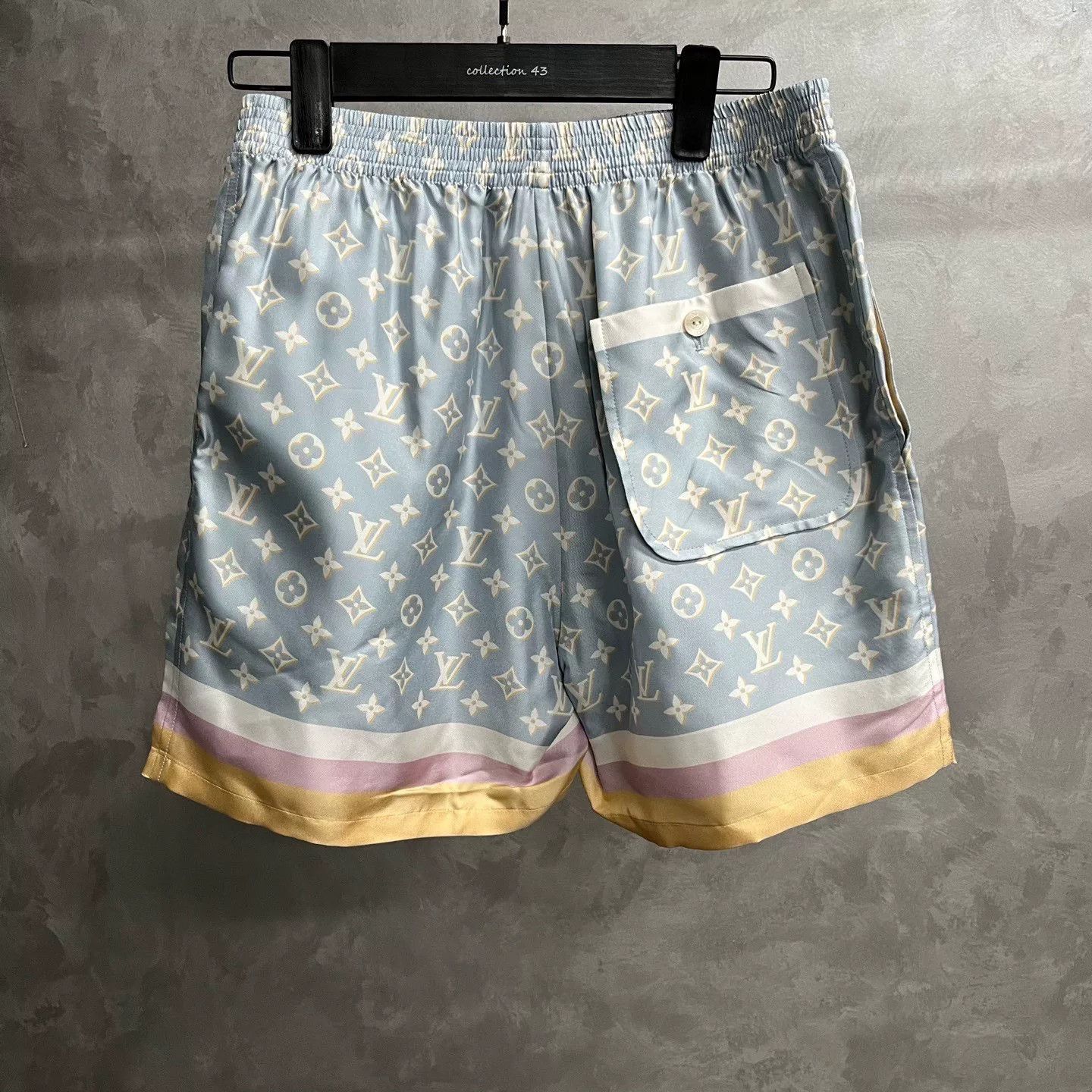 Louis Vuitton Louis Vuitton Blue Logo Stripe Casual Shorts Size US 34 / EU 50 - 2 Thumbnail