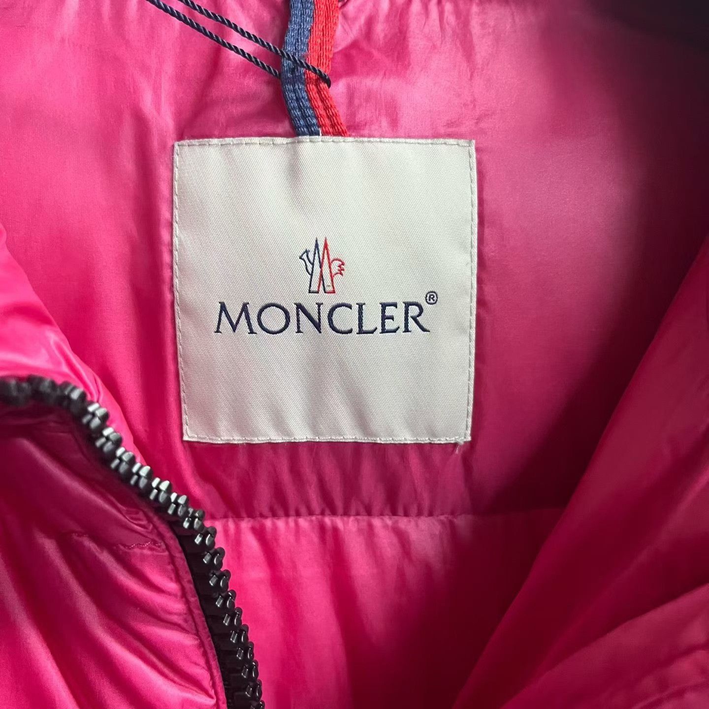 Moncler Moncler Pink Minimalist Logo Down Jacket Size M / US 6-8 / IT 42-44 - 3 Thumbnail