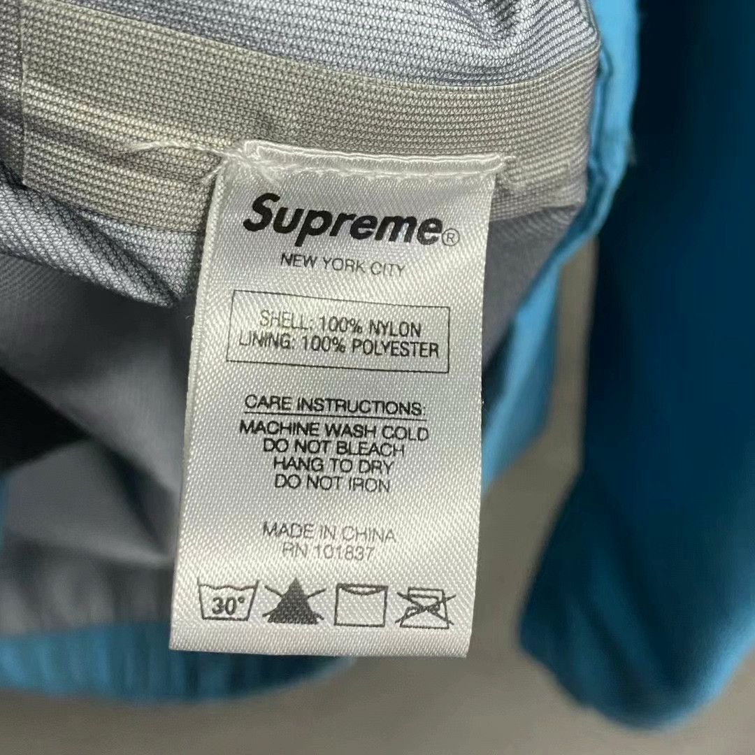 Supreme Supreme Blue Striped Logo Multi-Functional Jacket Size US XL / EU 56 / 4 - 4 Thumbnail