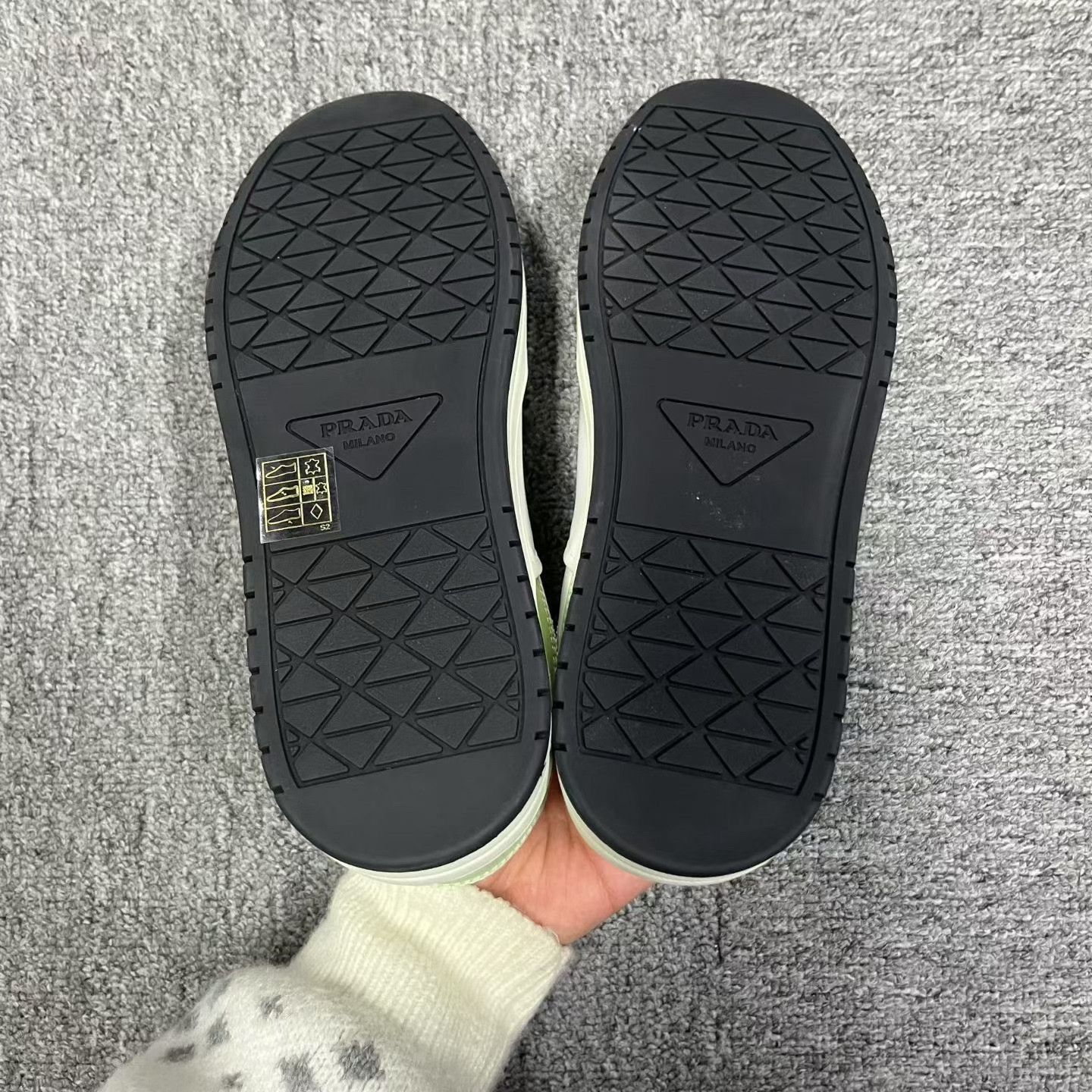 Prada Prada Green Leather Low-Top Sneakers Size US 4.5 / IT 34.5 - 5 Thumbnail