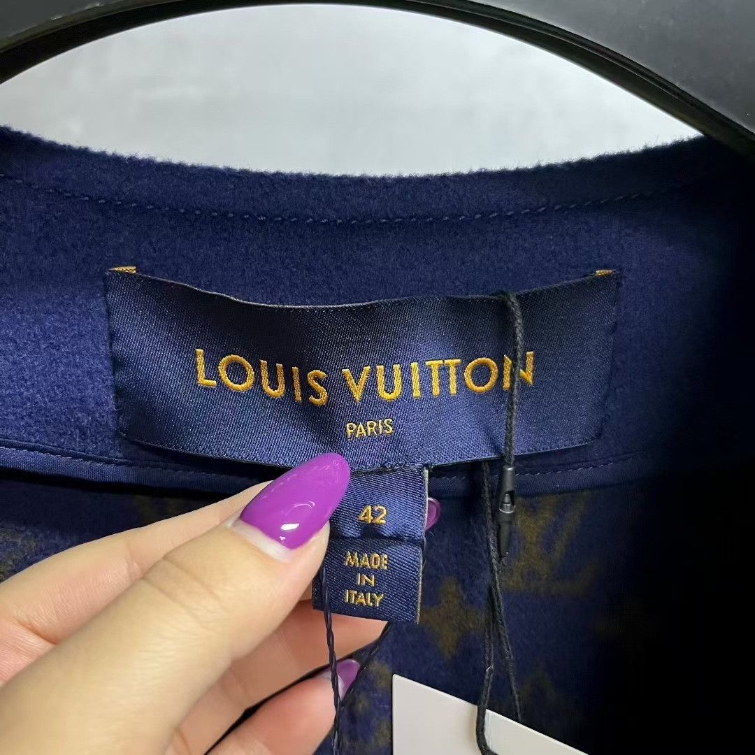 Louis Vuitton Louis Vuitton Blue Logo Hooded Wool Coat Size M / US 6-8 / IT 42-44 - 3 Thumbnail