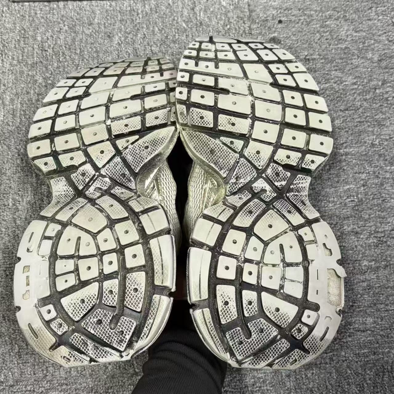 Balenciaga Balenciaga 3XL Mesh Low-Top Dad Shoes Size US 9 / EU 42 - 3 Thumbnail