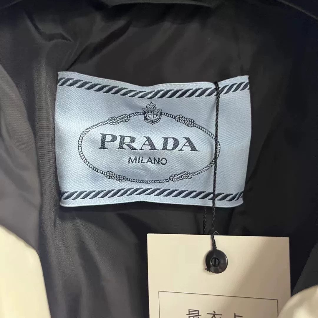 Prada Prada White Hooded Down Jacket Size US L / EU 52-54 / 3 - 4 Thumbnail