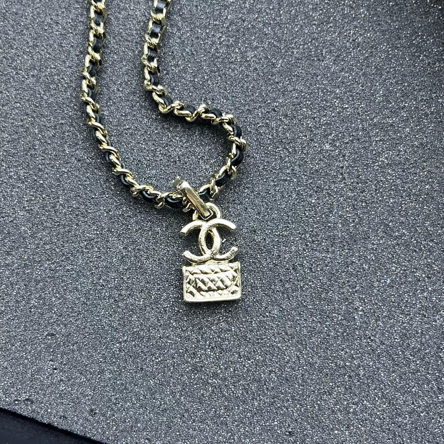 Chanel Chanel Gold Double C Bag Pendant Necklace Size ONE SIZE - 2 Thumbnail