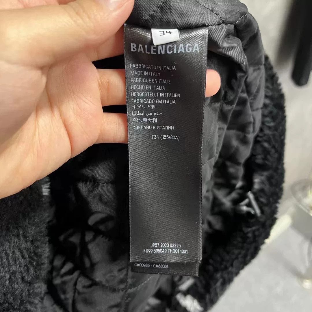 Balenciaga Balenciaga Black Faux Fur Puffer Jacket Size XXS / US 00 / IT 34 - 5 Thumbnail